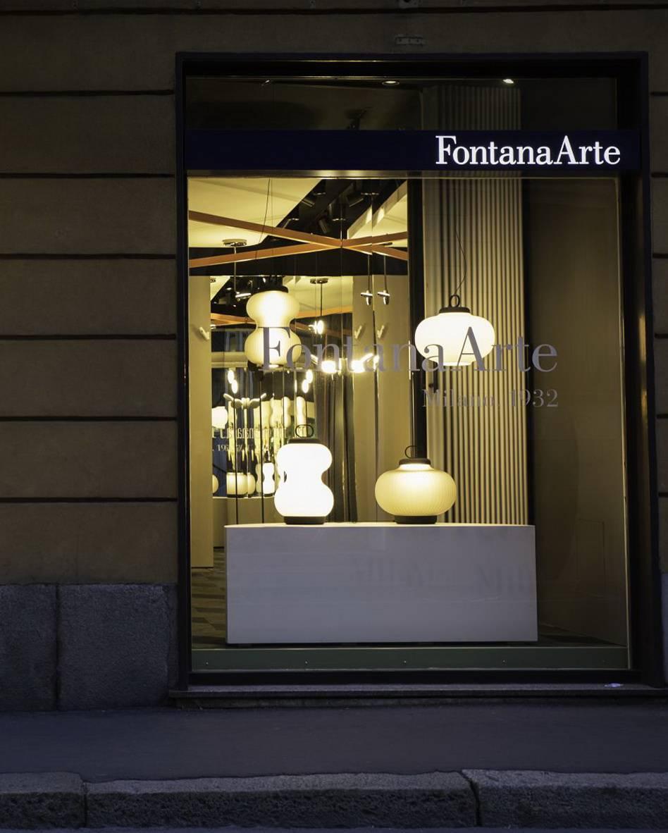 Lampe de bureau fine en verre soufflé Kanji, conçue par Denis Guidone pour Fontana Arte Neuf - En vente à Brooklyn, NY
