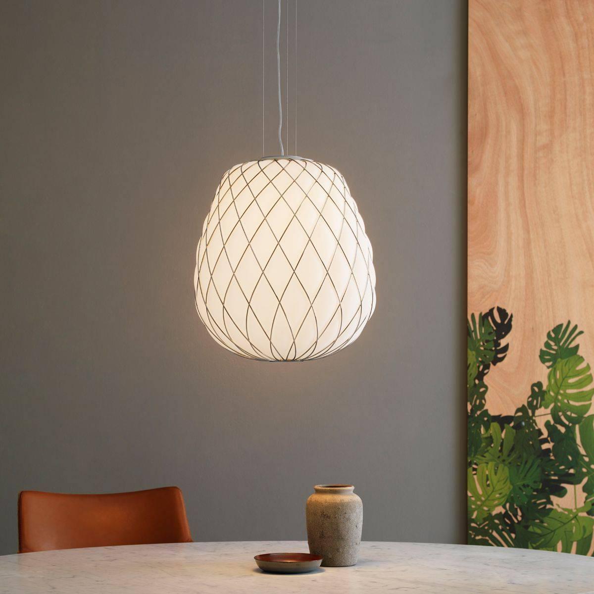 italien Petite lampe suspendue Fontana Arte « Pinecone » en verre soufflé conçue par Paola Navone en vente