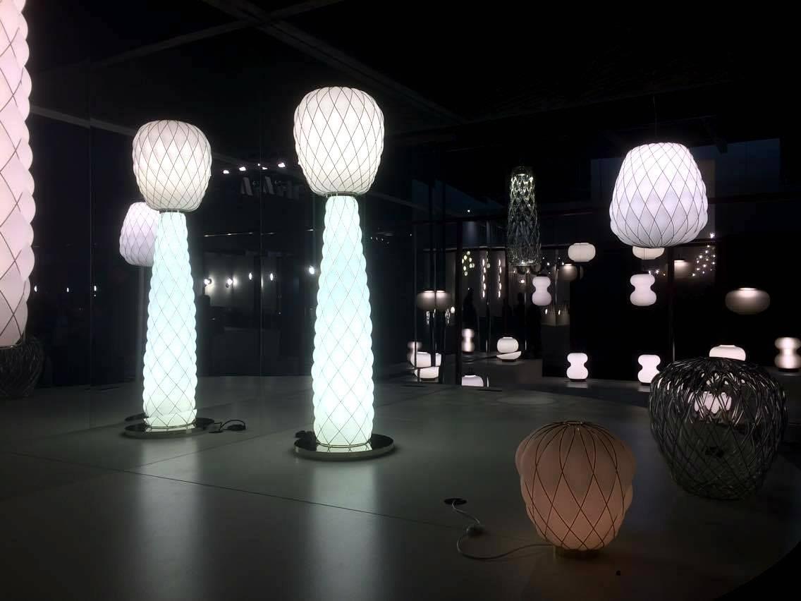 Petite lampe suspendue Fontana Arte « Pinecone » en verre soufflé conçue par Paola Navone Neuf - En vente à Brooklyn, NY