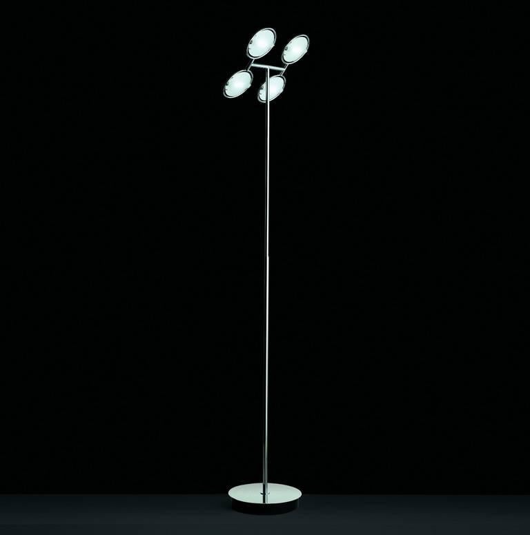Moderne Nobi  Lampadaire avec 4 diffuseurs Conçu par Metis Lighting pour FontanaArte