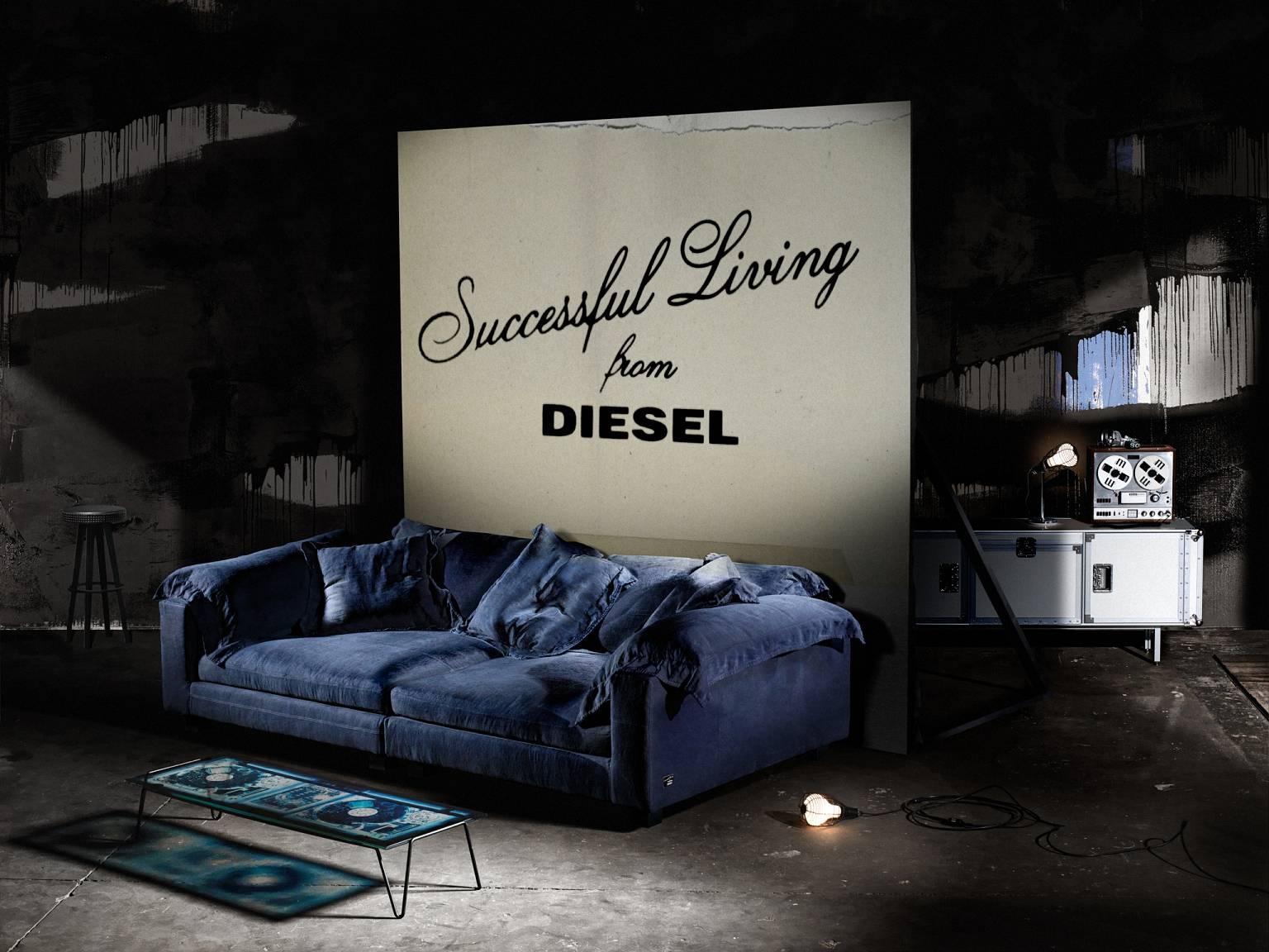 Nebula Nine Sofa mit Baumwolle, Leinen, Leder oder Samtbezug von Moroso für Diesel, Nebula Nine (21. Jahrhundert und zeitgenössisch) im Angebot