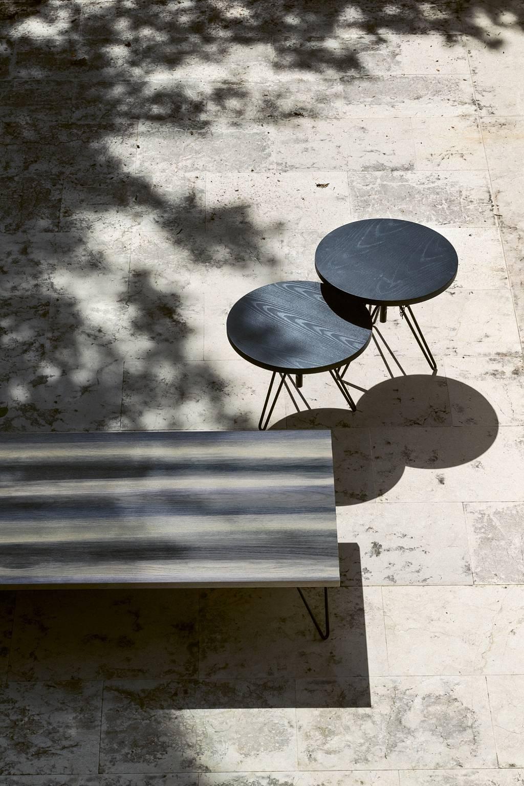 „Overdyed“ Tisch aus anilinfarbener gefärbter Esche mit furnierter Platte und Stahlfuß von Moroso für Diesel im Angebot 3