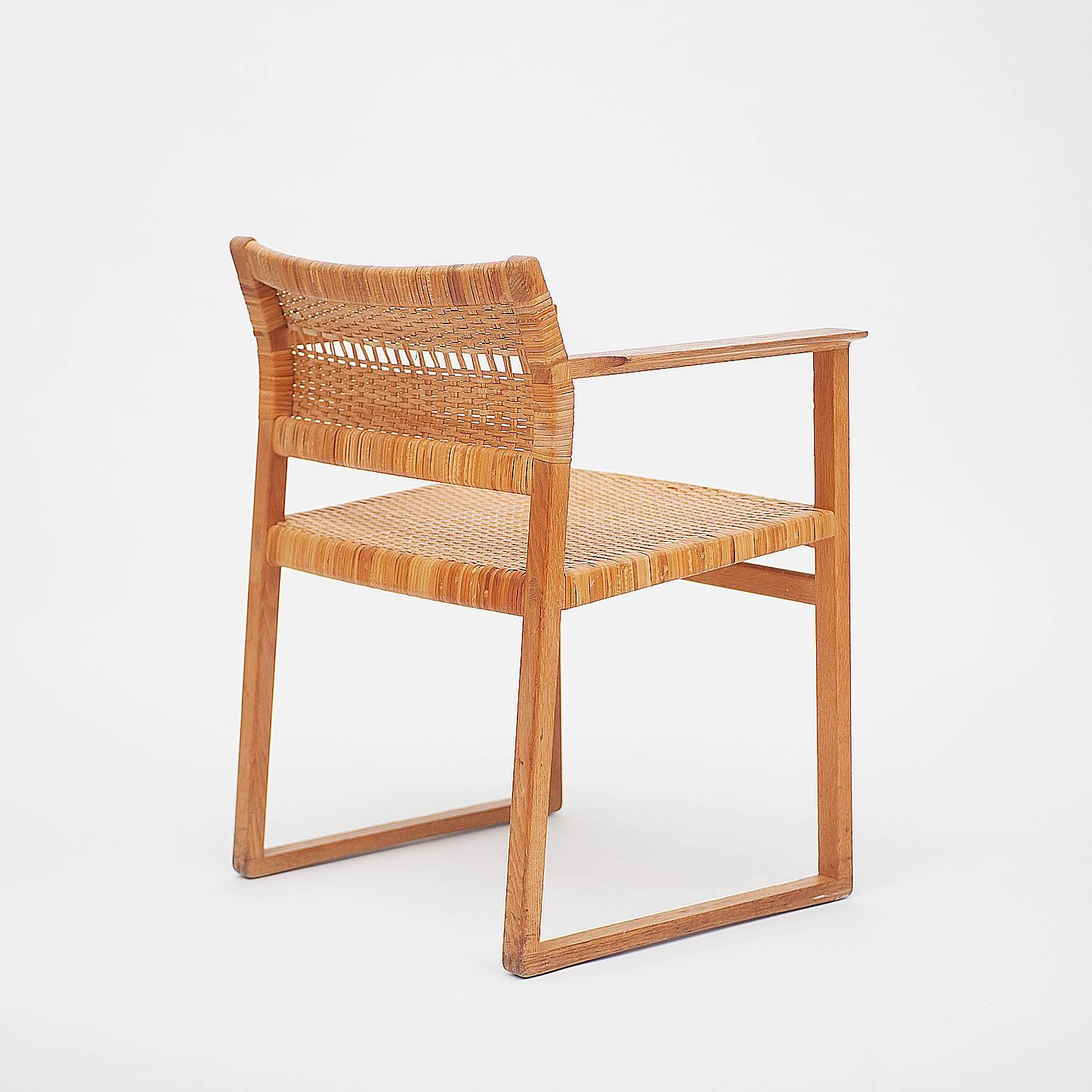 Woven Børge Mogensen armchairs with leather cushions