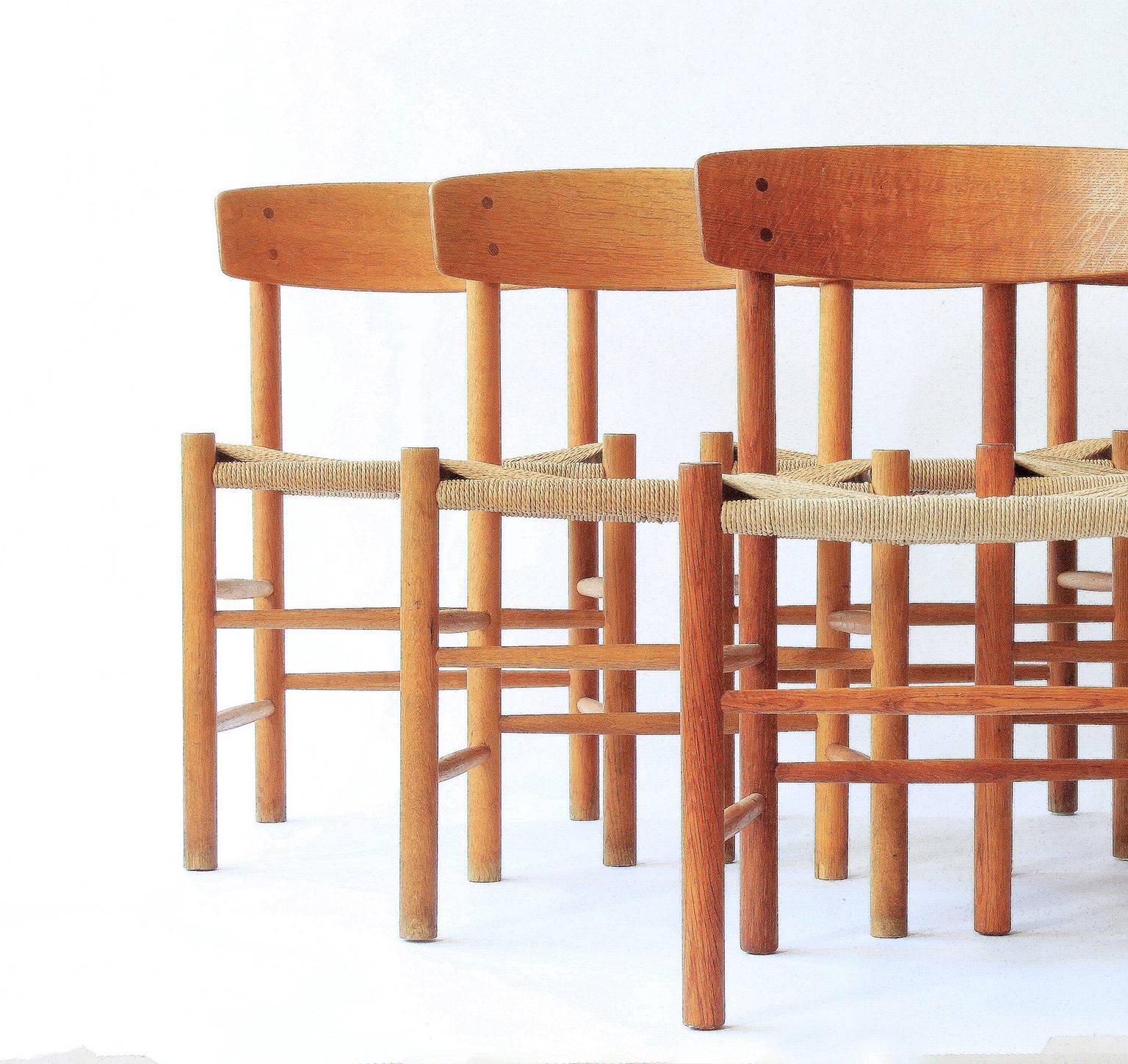 Set of Six Børge Mogensen Dining Chairs In Excellent Condition In Brussels, BE