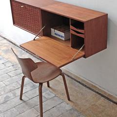 Pair of Grand Prix Chairs by Arne Jacobsen