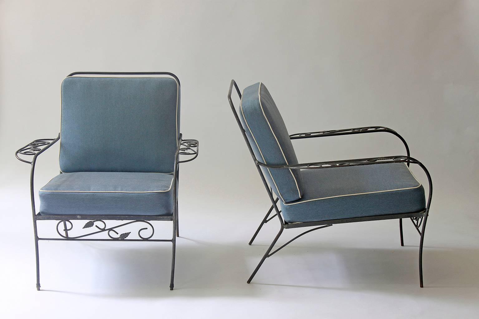 Mid-20th Century Pair of Swedish Iron-Framed Garden Chairs For Sale