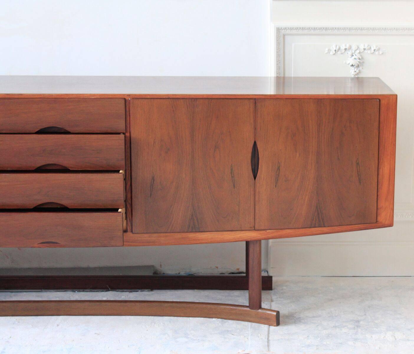 Rosewood Credenza by Johannes Andersen In Excellent Condition In Brussels, BE