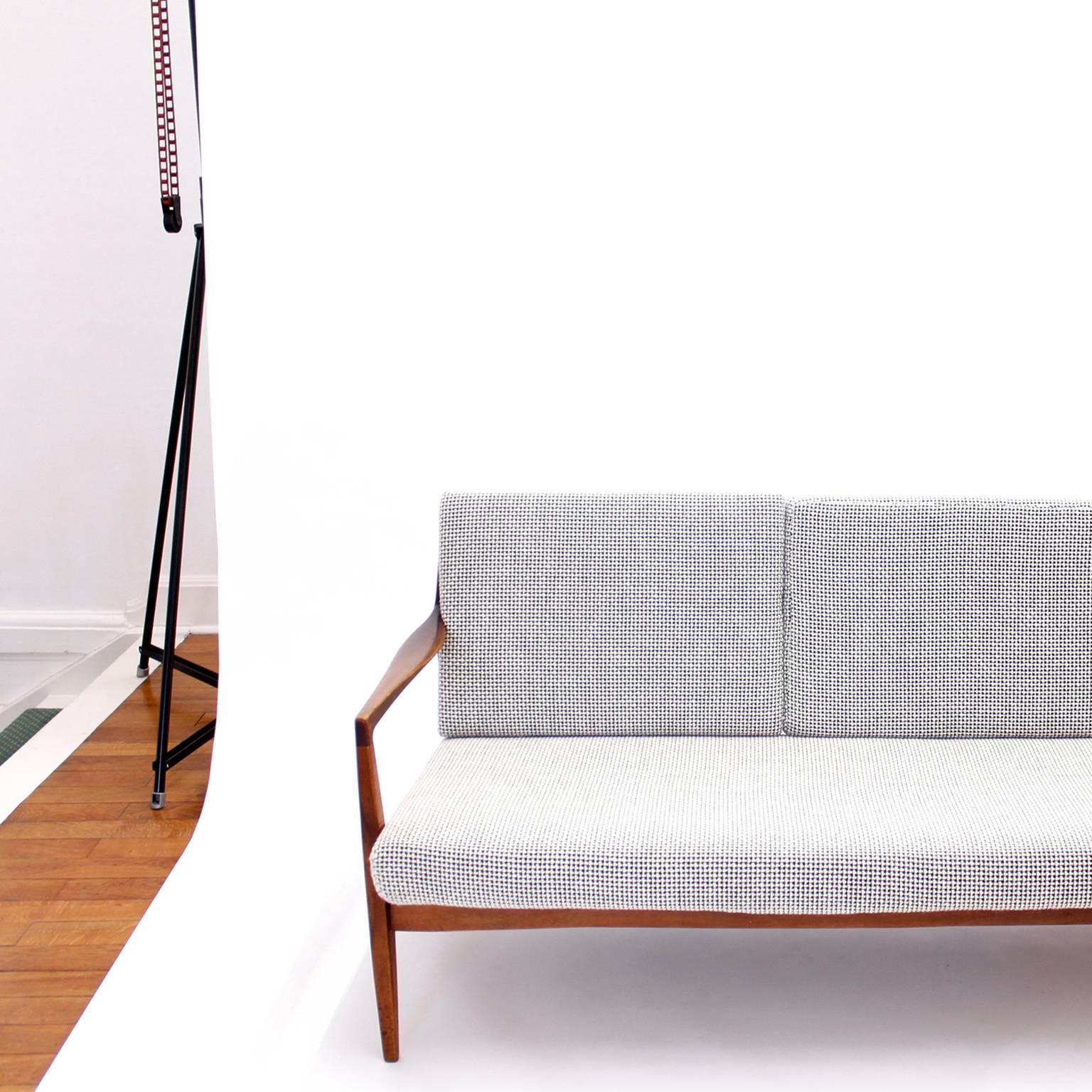 Mid-20th Century Elegant Swedish Teak Sofa For Sale