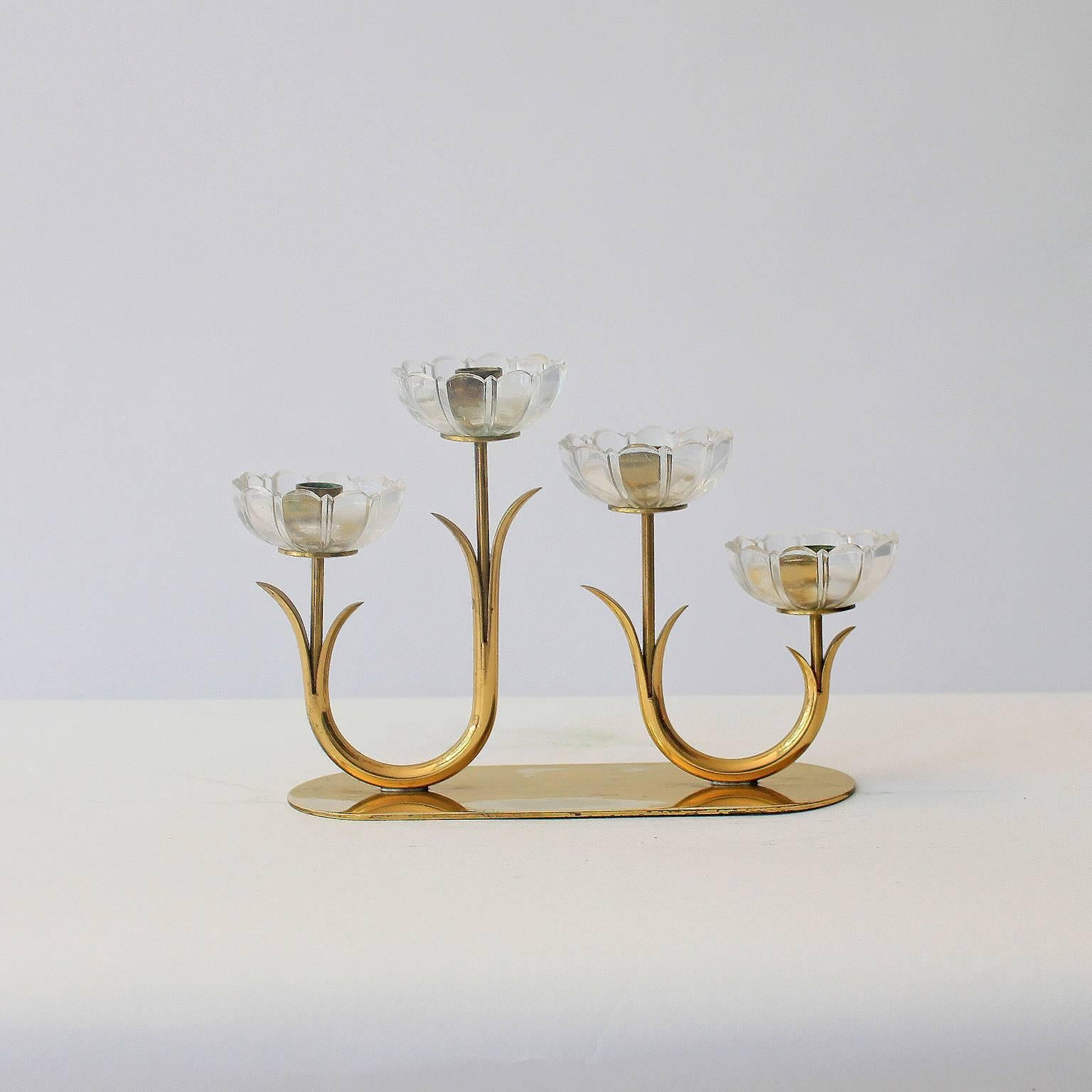 Elegant Gunnar Ander Flower Candleholder In Good Condition For Sale In Brussels, BE