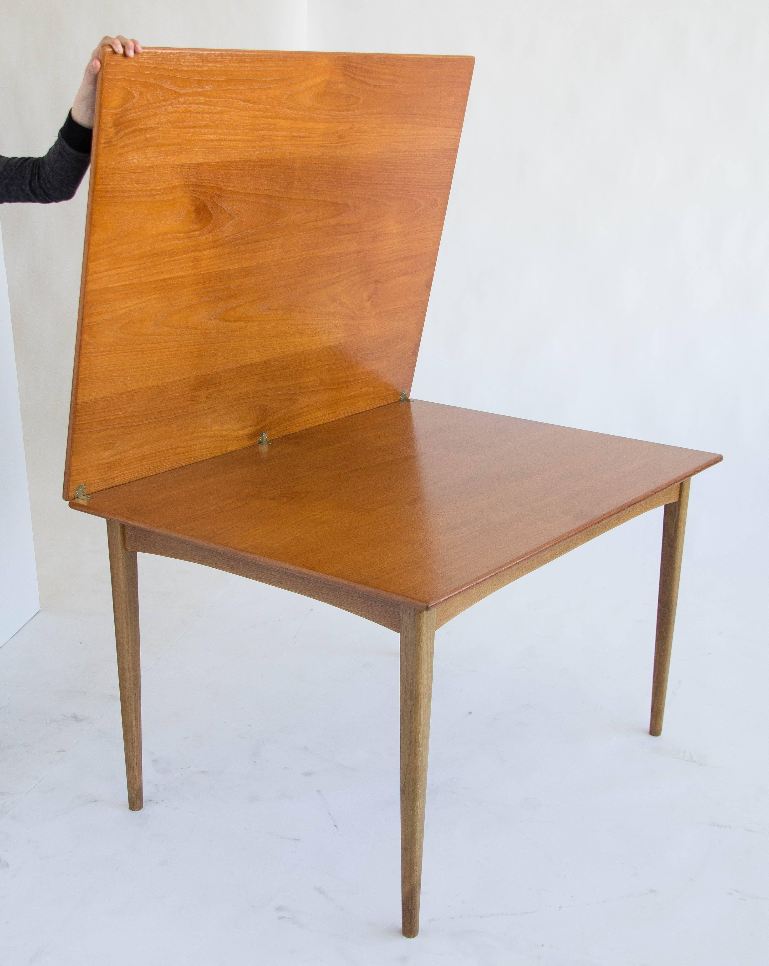 Folke Ohlsson for DUX of Sweden Folding Dining Table  In Excellent Condition In Los Angeles, CA