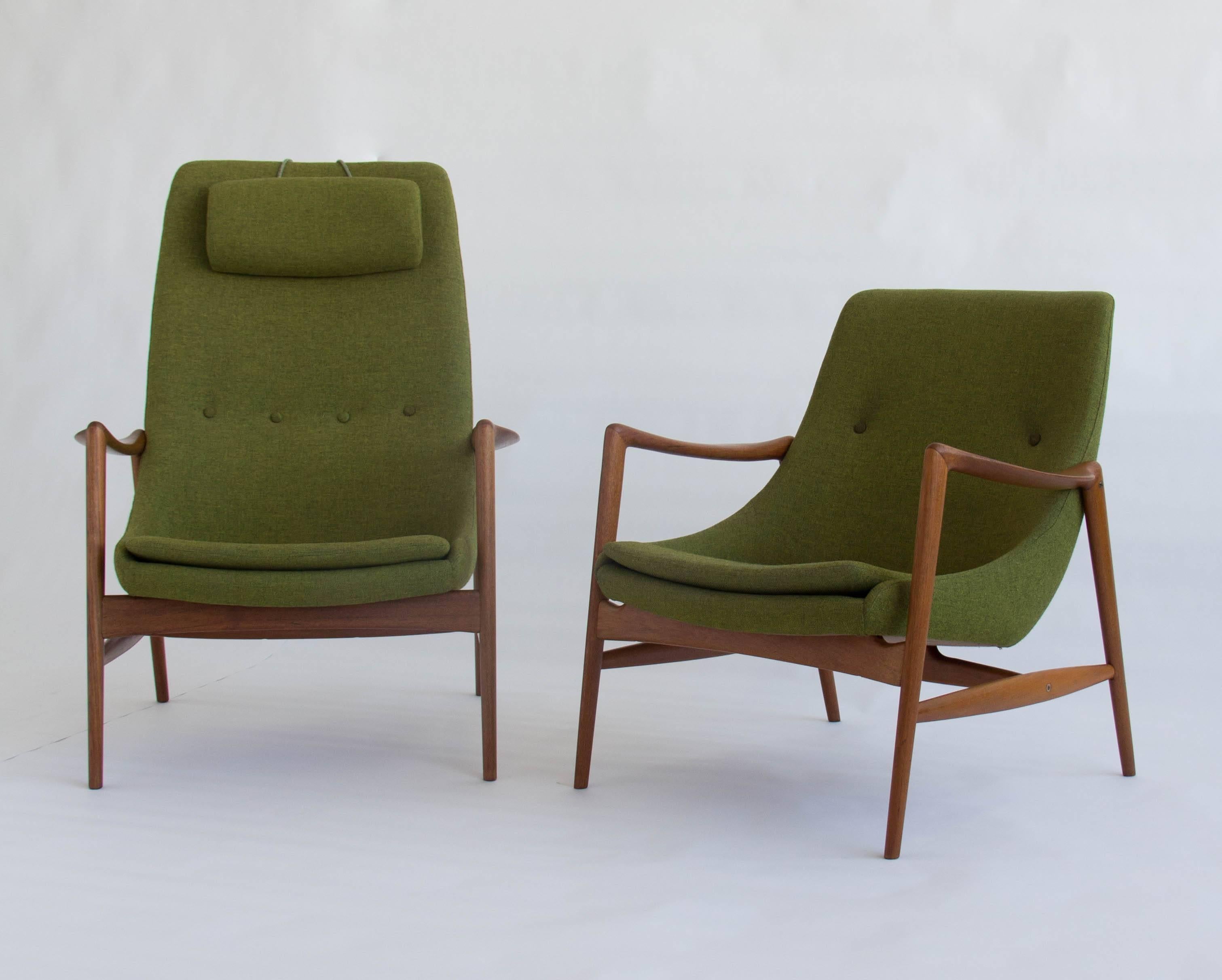 This stunning pair of armchairs designed by Rolf Rastad Adolf Relling features a sculptural teak frame and incredibly comfortable seats in their original green upholstery. The 