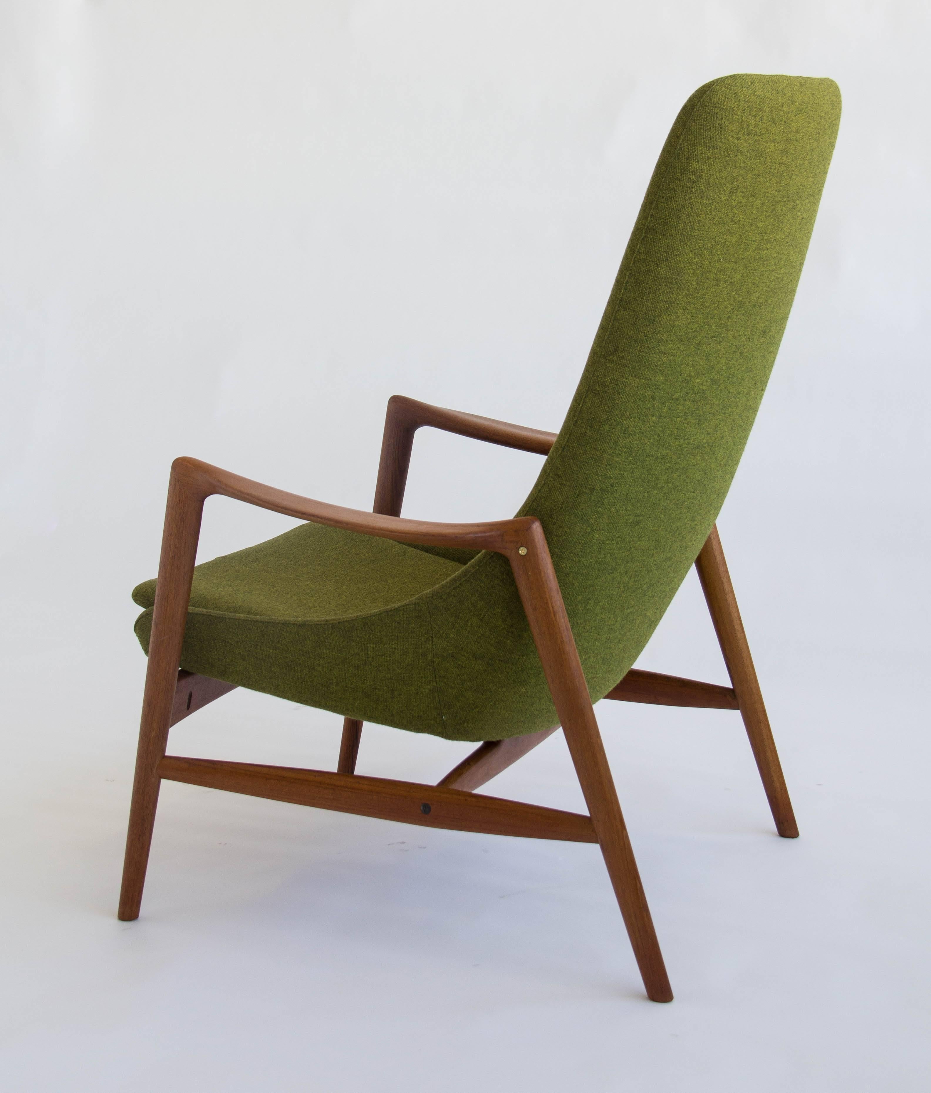 All Original Danish Pair of Teak Rastad and Relling Lounge Chairs 1