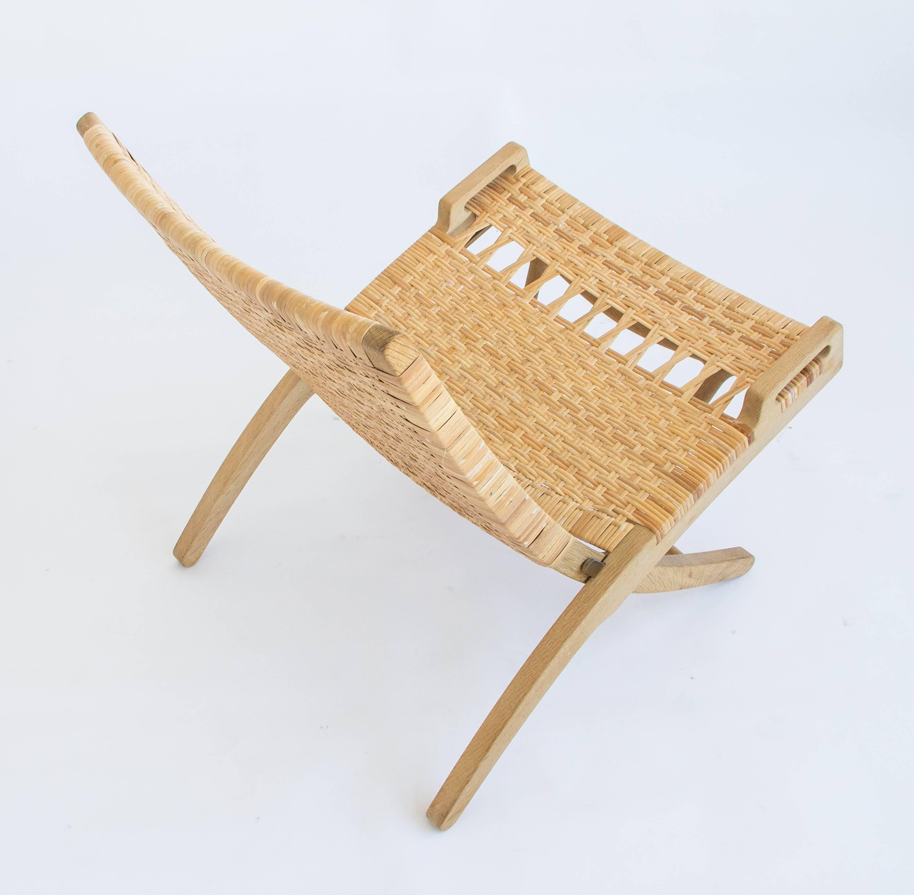 Danish Pair of Hans Wegner Oak and Cane Folding Lounge Chairs 