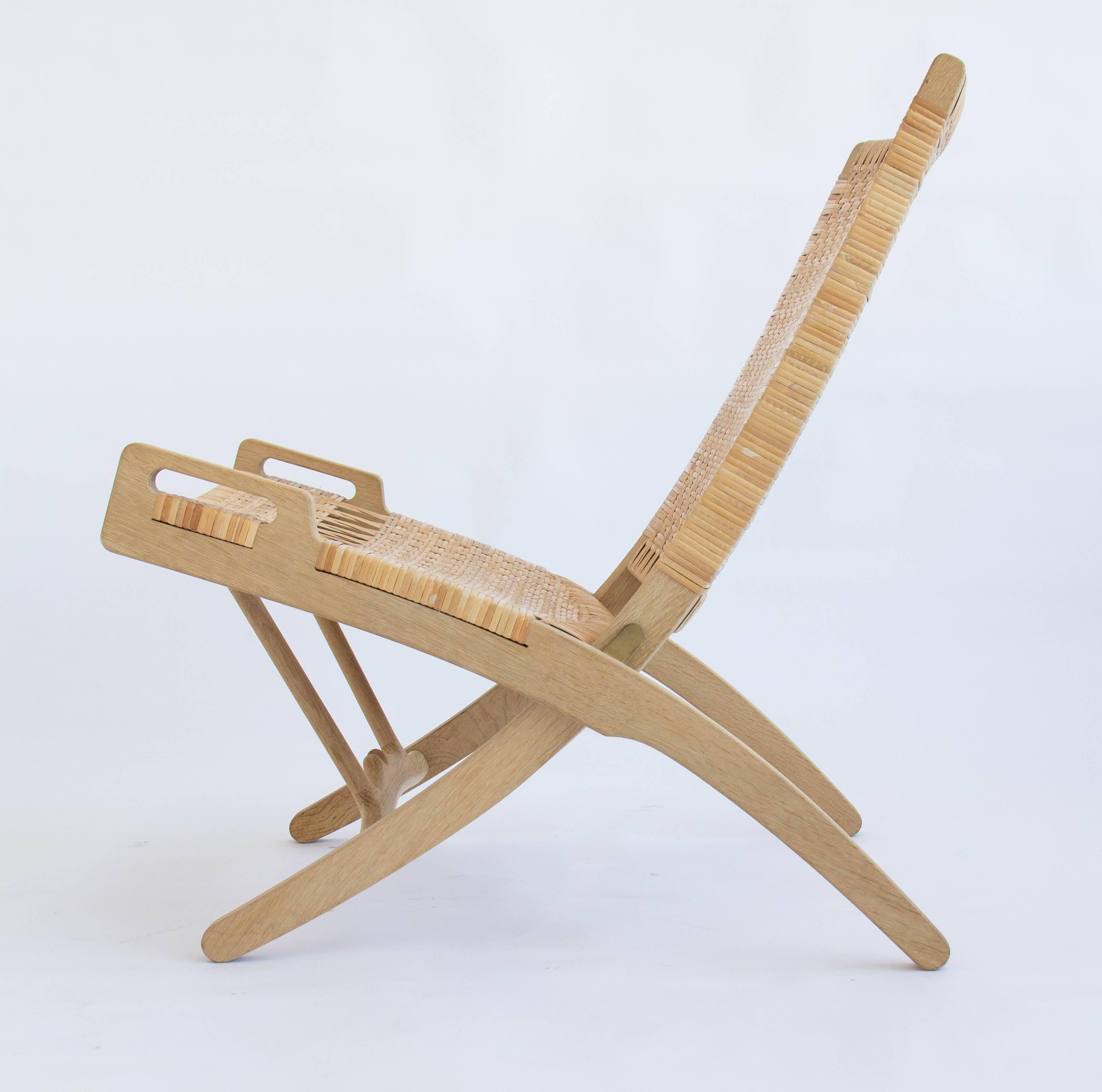 Brass Pair of Hans Wegner Oak and Cane Folding Lounge Chairs