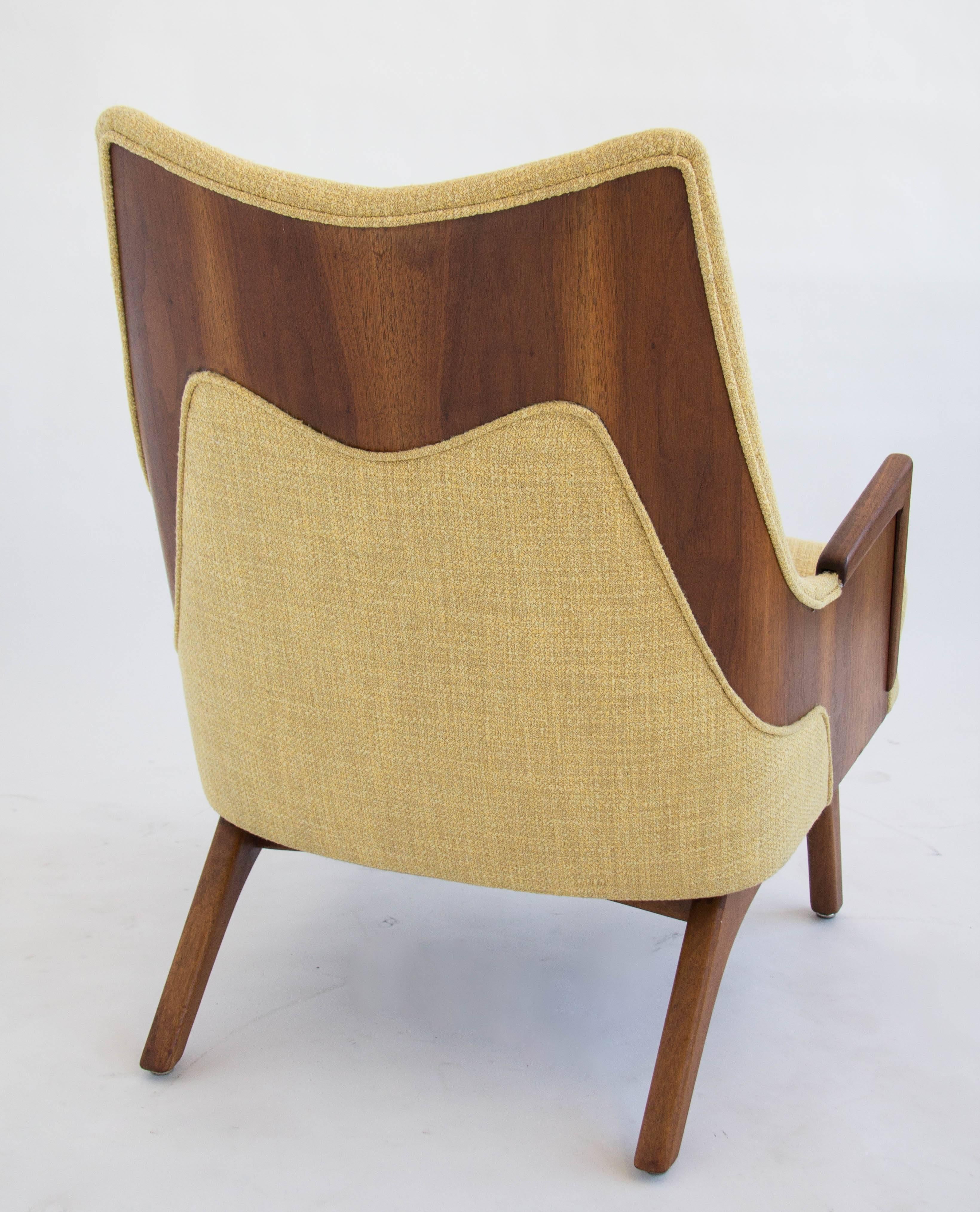 Adrian Pearsall Walnut Lounge Chair In Excellent Condition In Los Angeles, CA