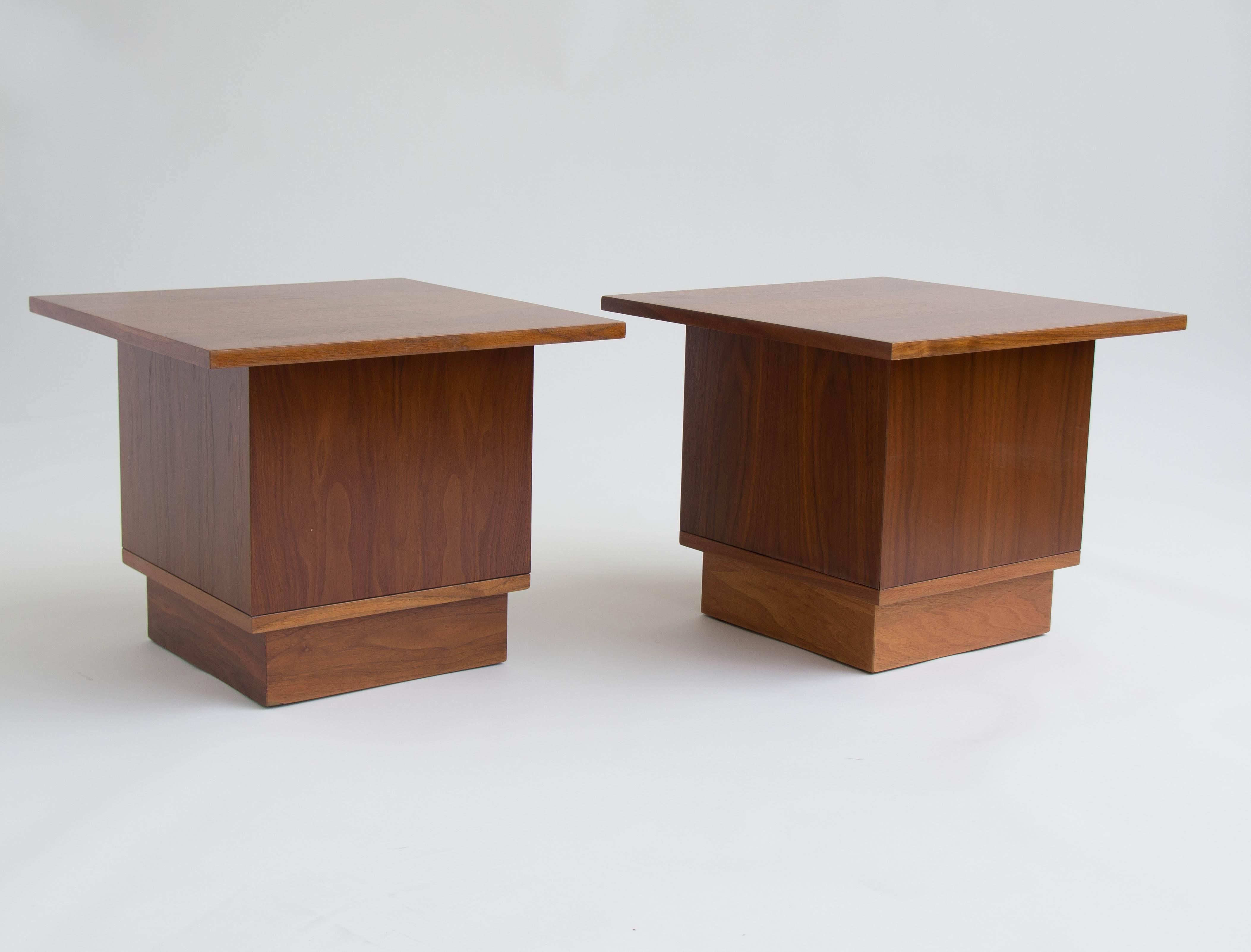 Pair of Brown Saltman Nightstands 3