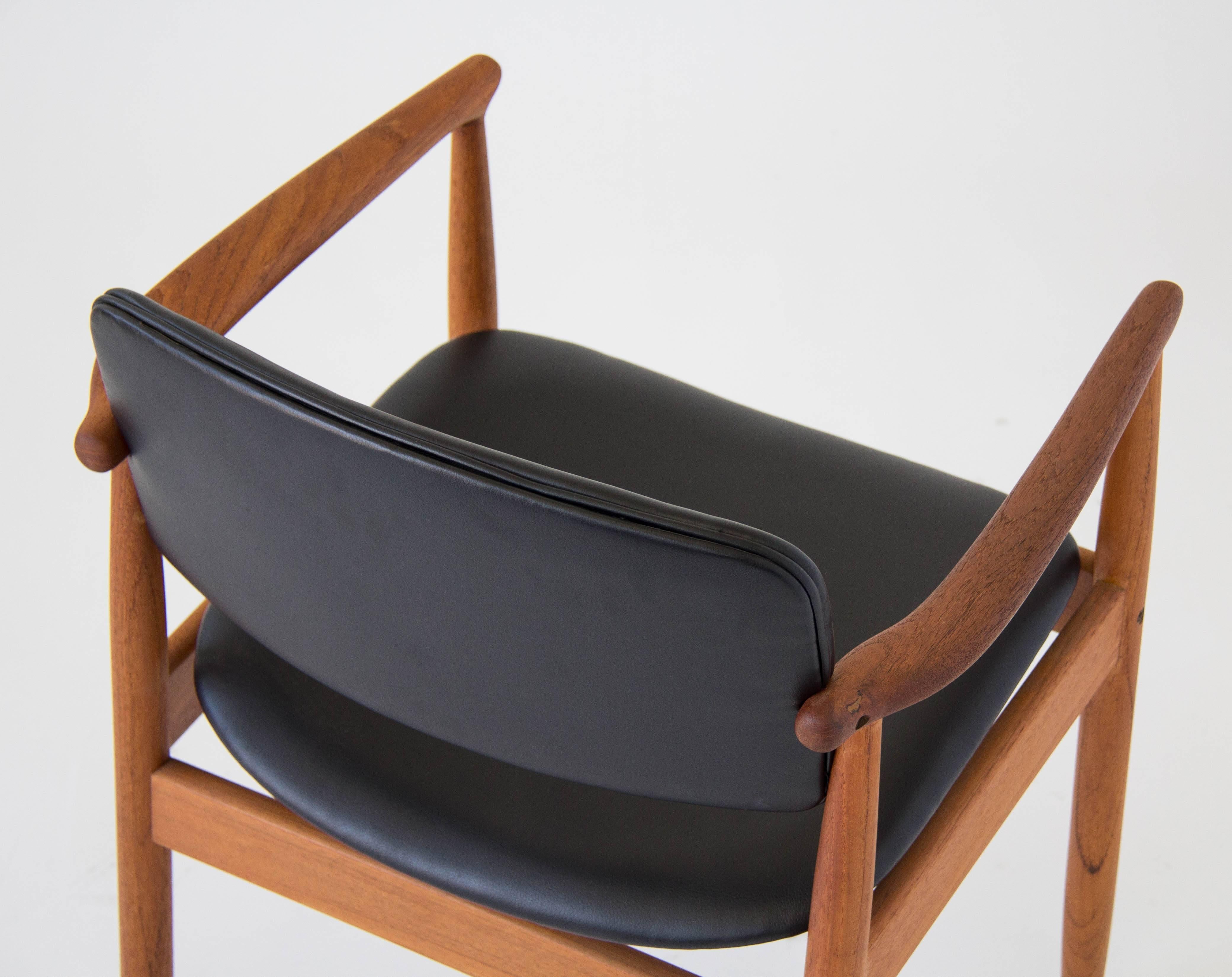 Single Farsø Stolefabrik Danish Armchairs in Teak and Vinyl 3