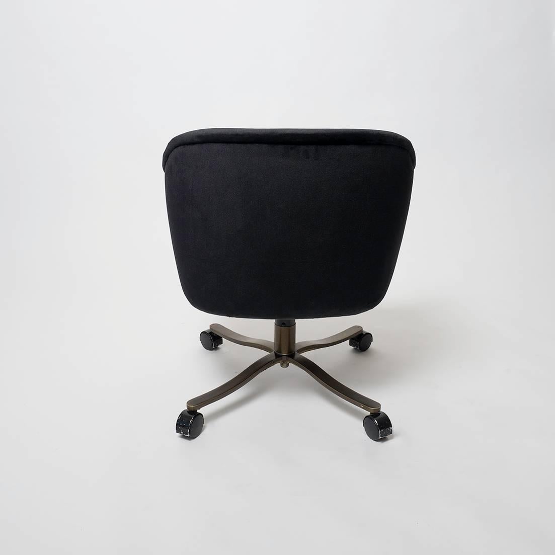 American Single Swiveling Conference Chair by Nicos Zographos