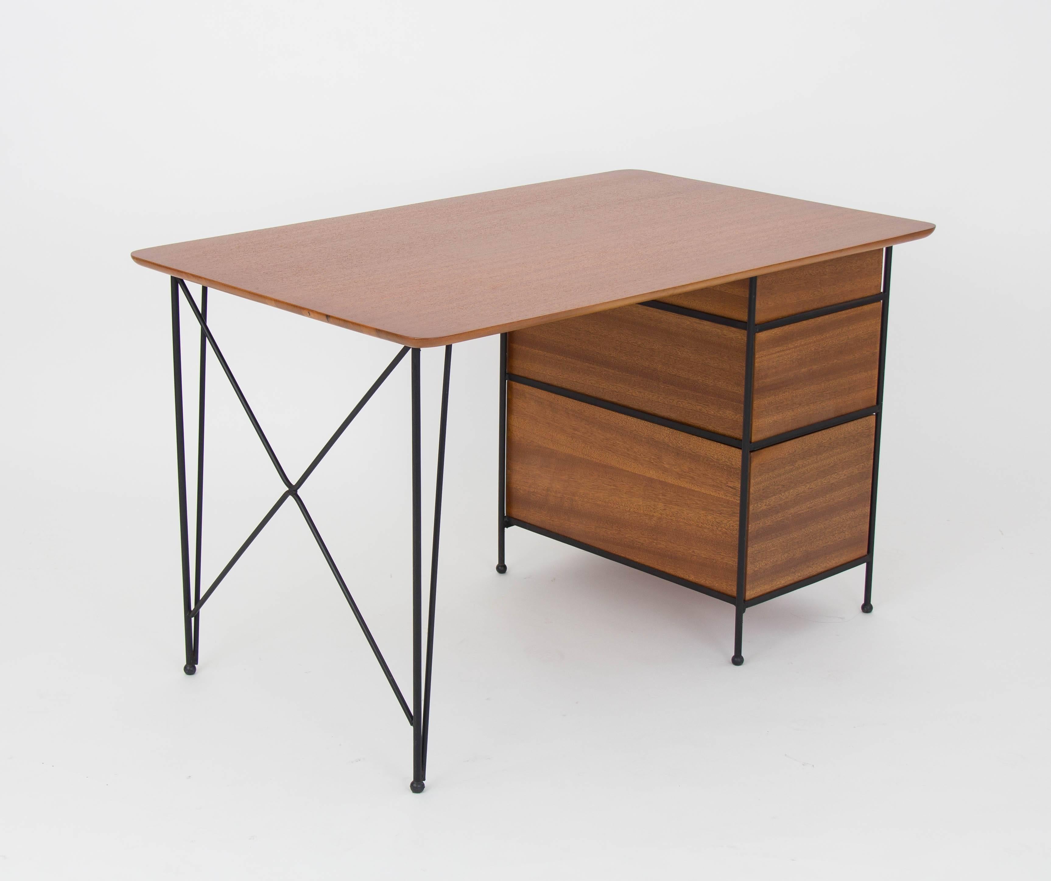 Modernist Desk in Mahogany and Enameled Steel by Vista of California 2