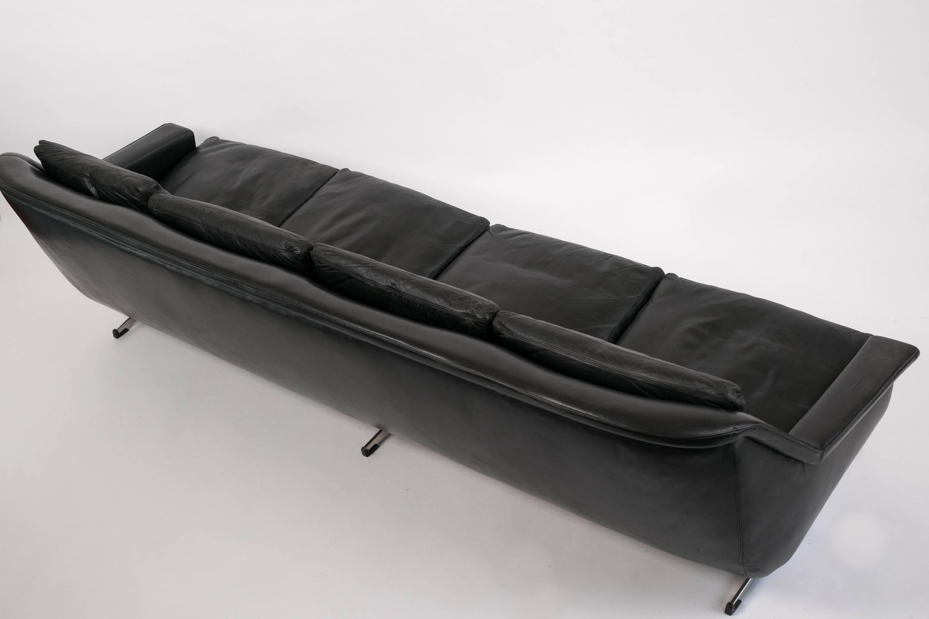 Four-Seat Leather Sofa by Georg Thams for Vejen Polstermøbelfabrik In Excellent Condition In Los Angeles, CA