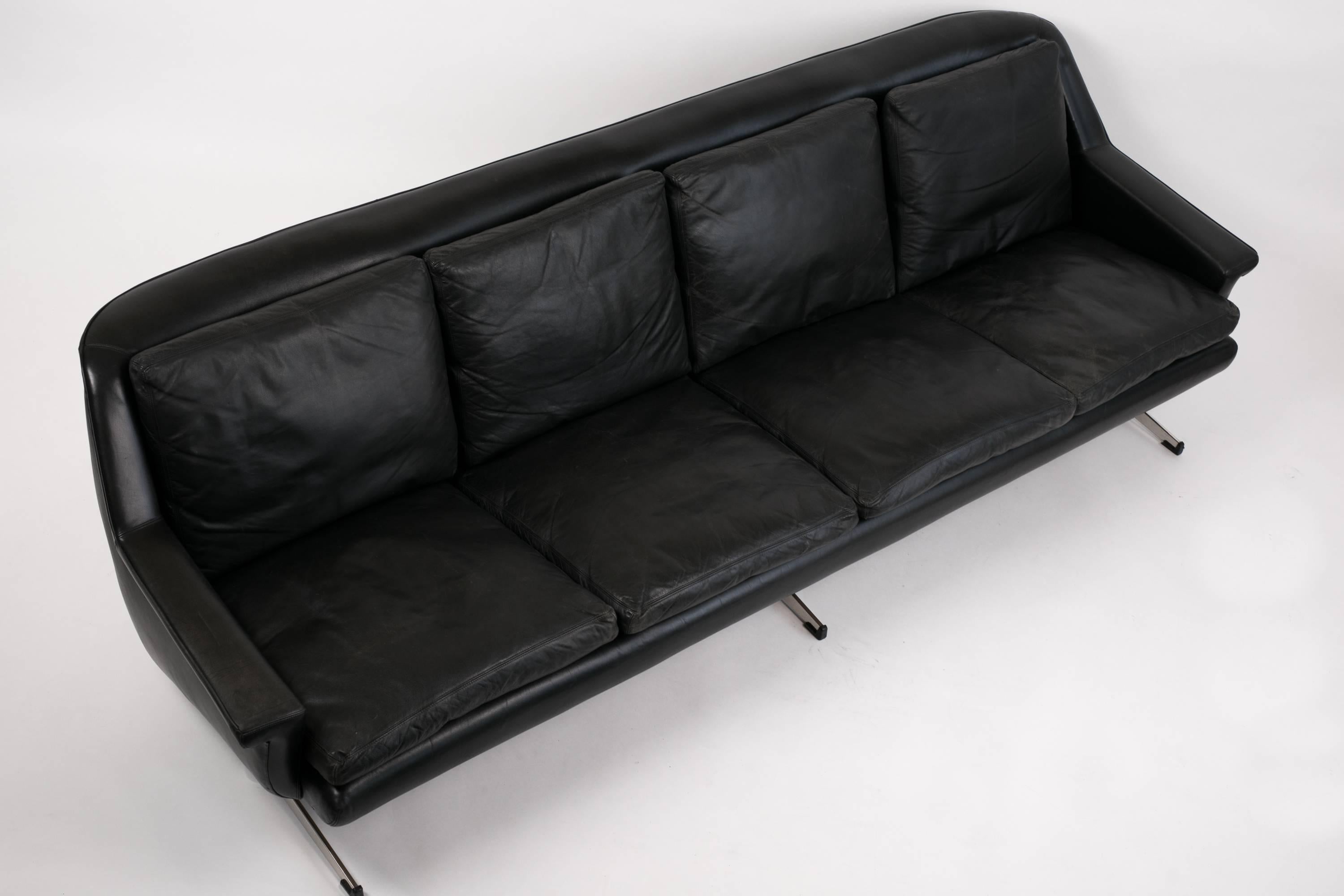 Scandinavian Modern Four-Seat Leather Sofa by Georg Thams for Vejen Polstermøbelfabrik