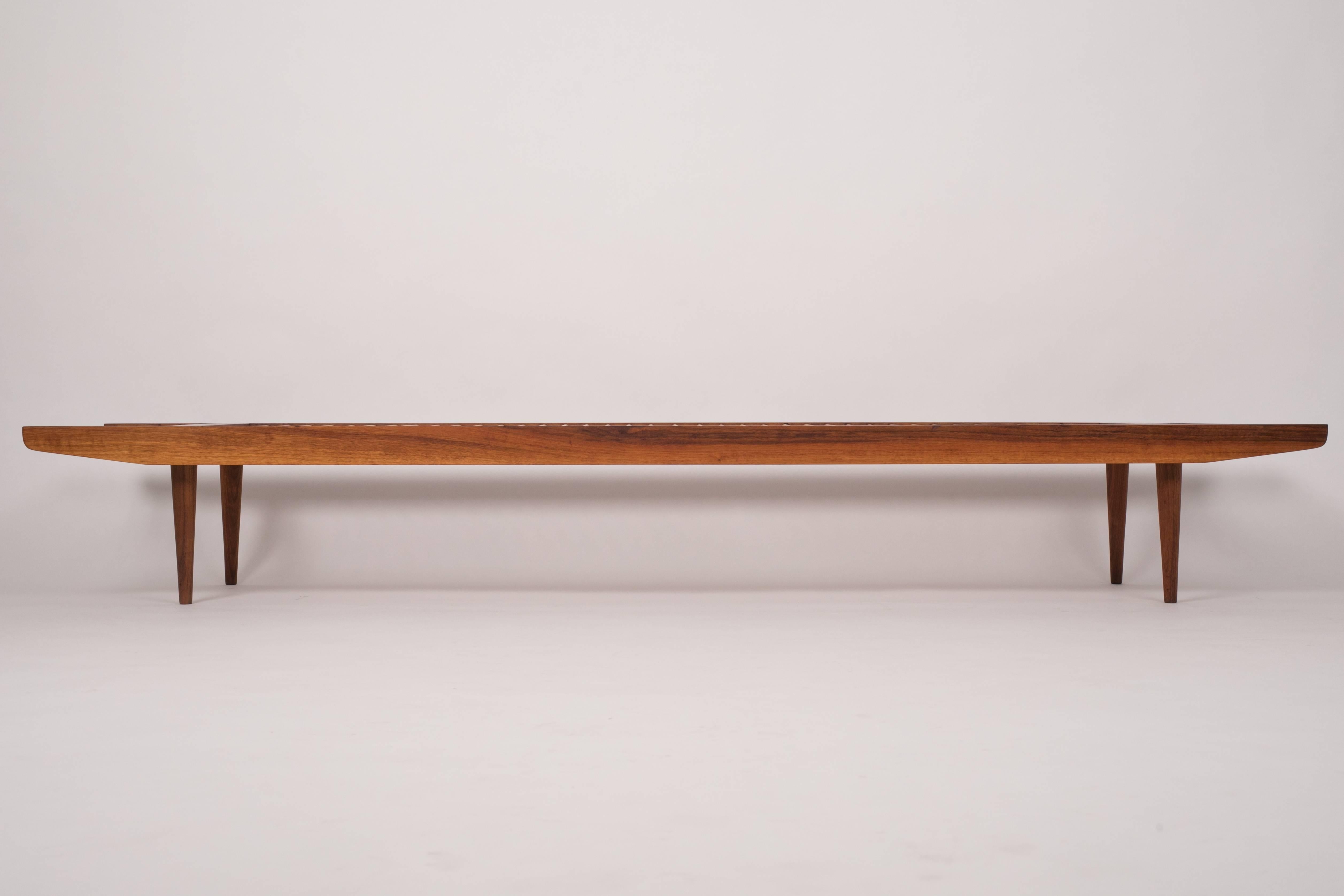 Walnut and Birch Dowel Bench by Milo Baughman for Glenn of California In Excellent Condition In Los Angeles, CA
