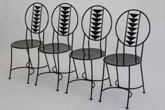 Ensemble de chaises en fer forgé dans le style de la chaise Midway de Frank Lloyd Wright