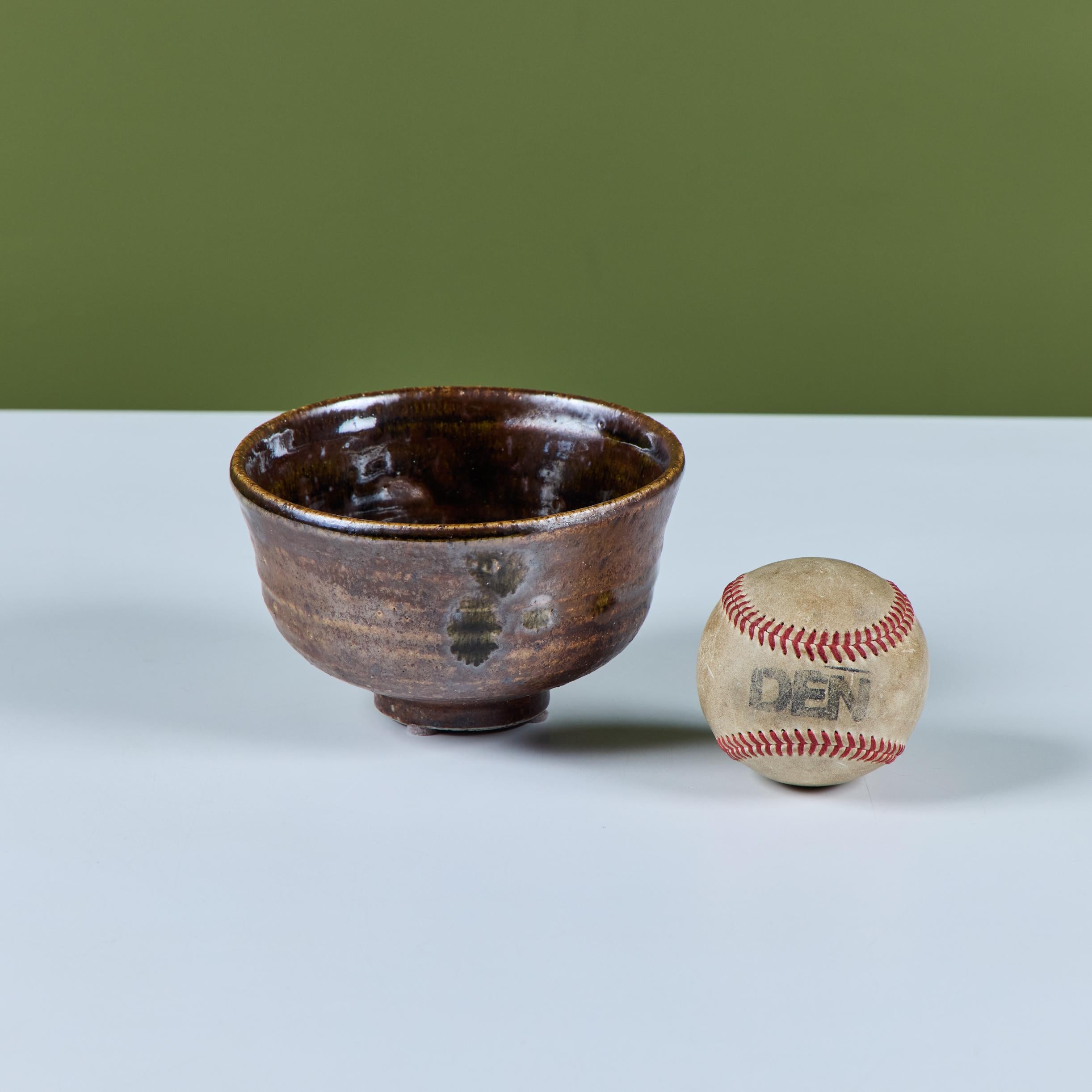 Mid-Century moderno Ciotola da tè Toshiko Takaezu in vendita