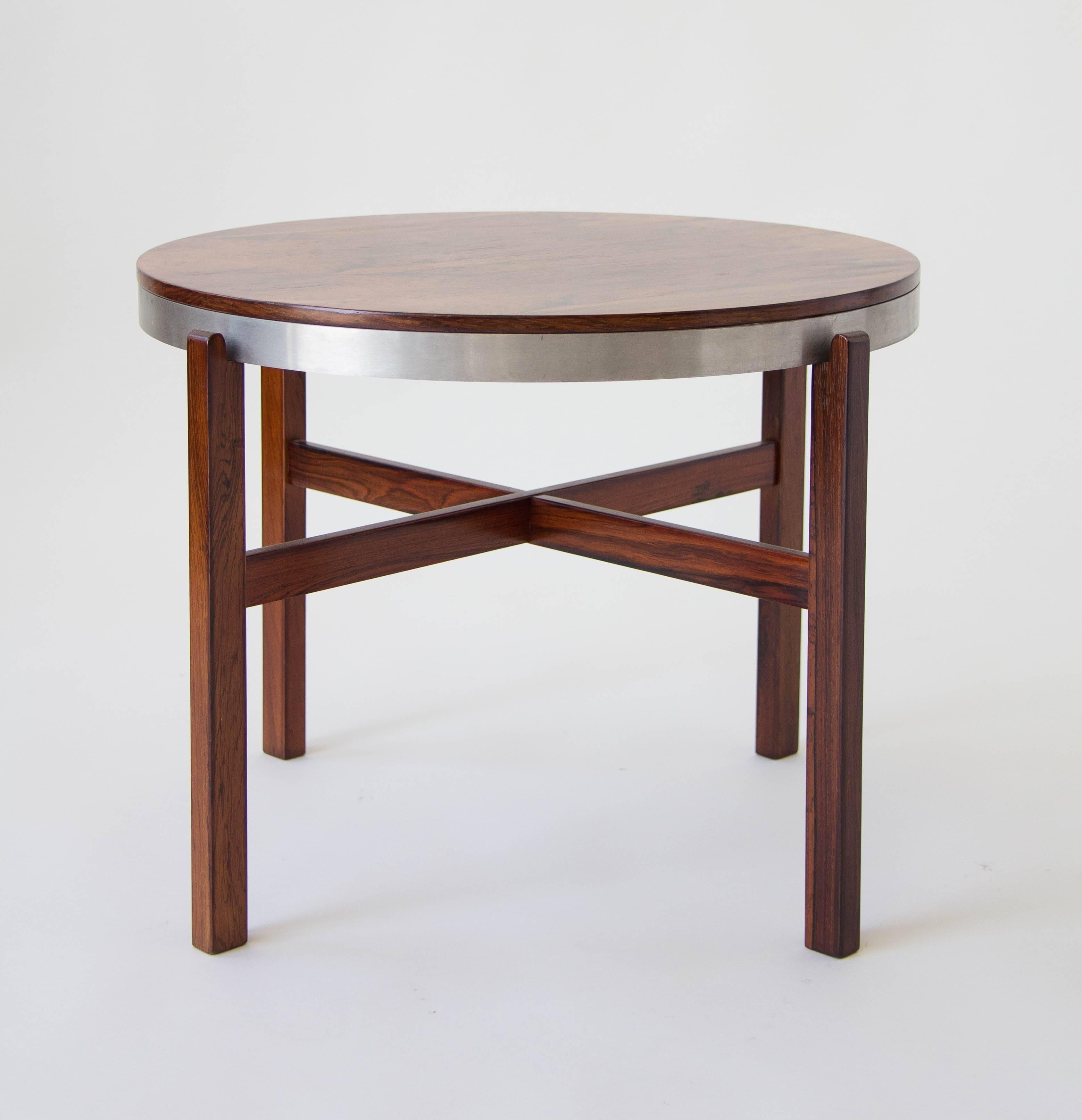 Round Rosewood Side Tray Table In Excellent Condition In Los Angeles, CA