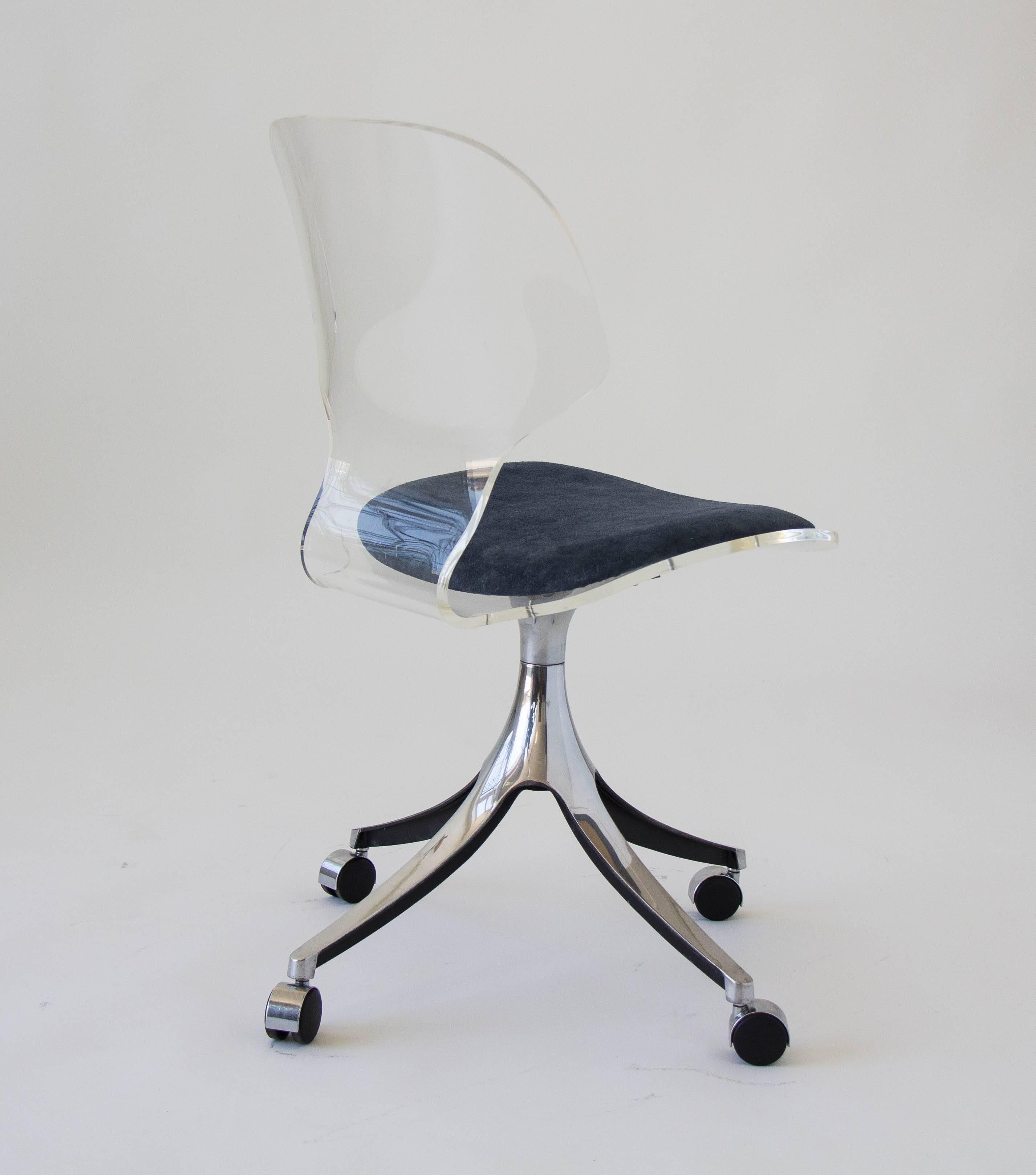 Hill Manufacturing Co. Lucite Rolling Desk Chair In Excellent Condition In Los Angeles, CA