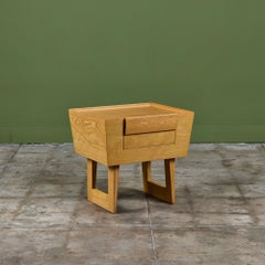 Paul Laszlo Oak Nightstand for Brown Saltman, Tapered Design, 1950s