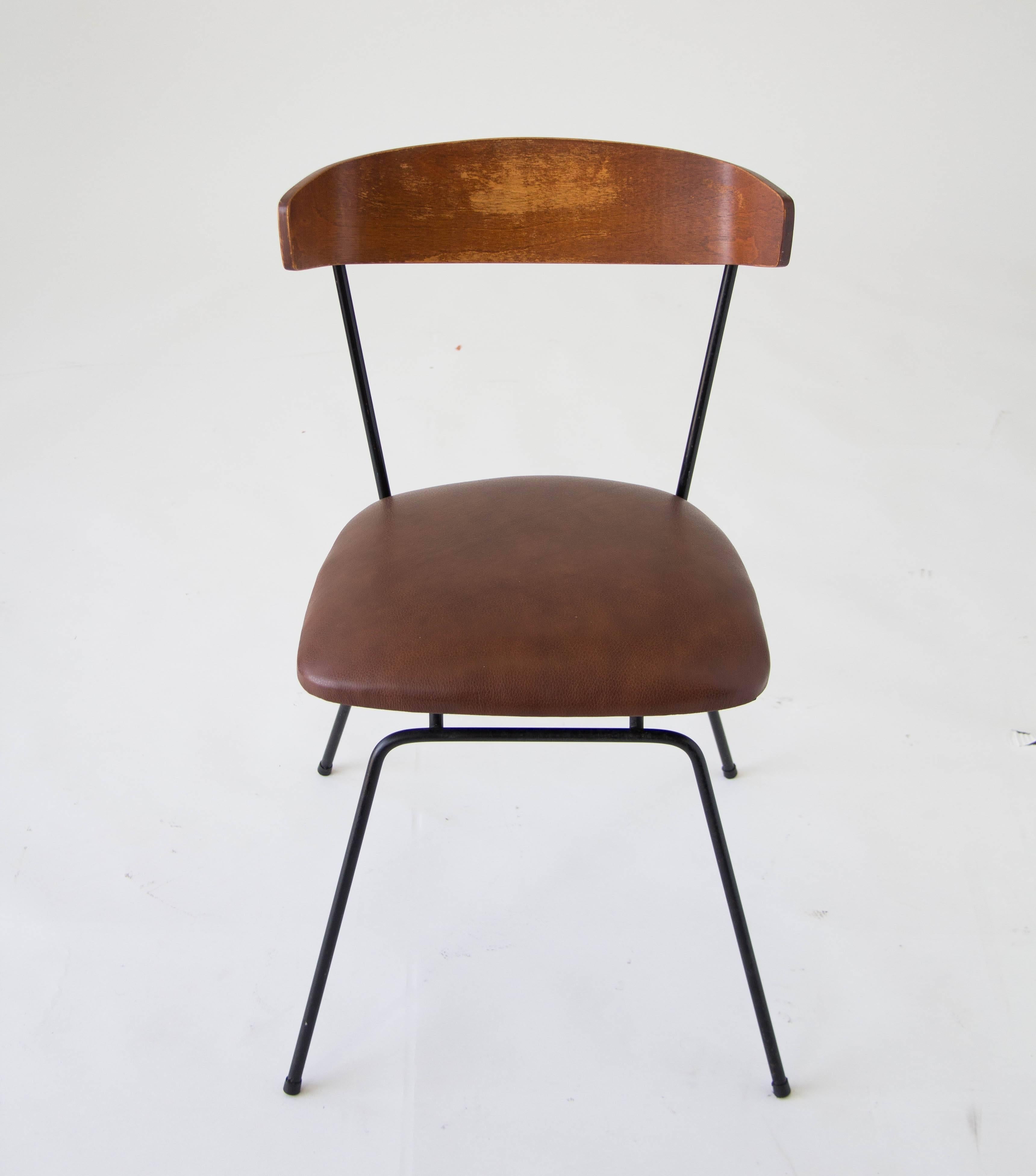 SD3810 Chair by Clifford Pascoe with Leather Seat In Good Condition In Los Angeles, CA