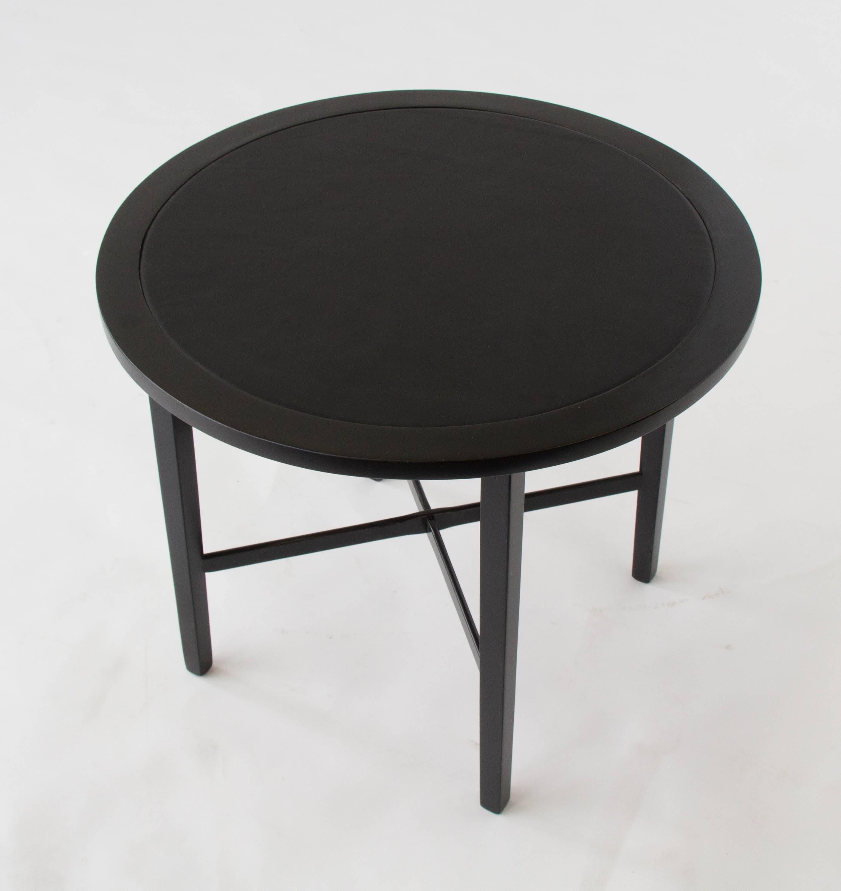 Paul McCobb Round Perimeter Group Side Table In Excellent Condition In Los Angeles, CA