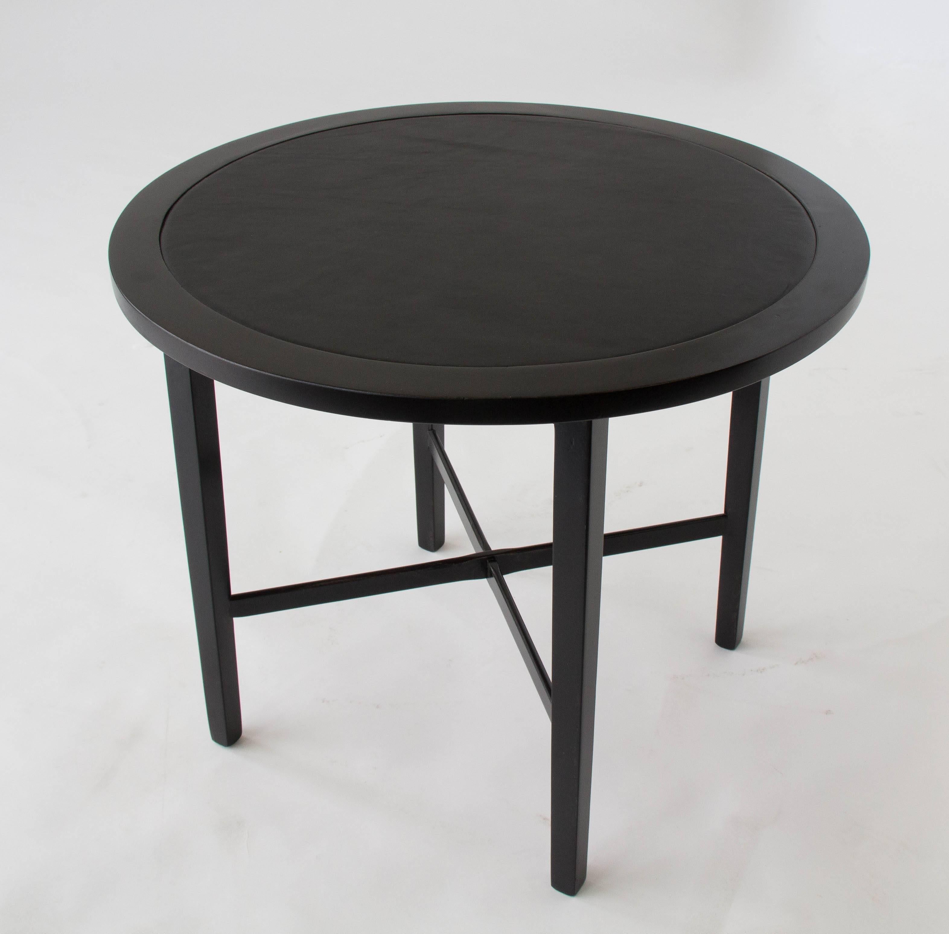 Mid-20th Century Paul McCobb Round Perimeter Group Side Table