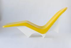 Paire de chaises longues de patio ou de piscine en fibre de verre de fabrication californienne