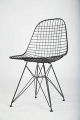 Paire de chaises Eames DKR Eiffel Tower Base