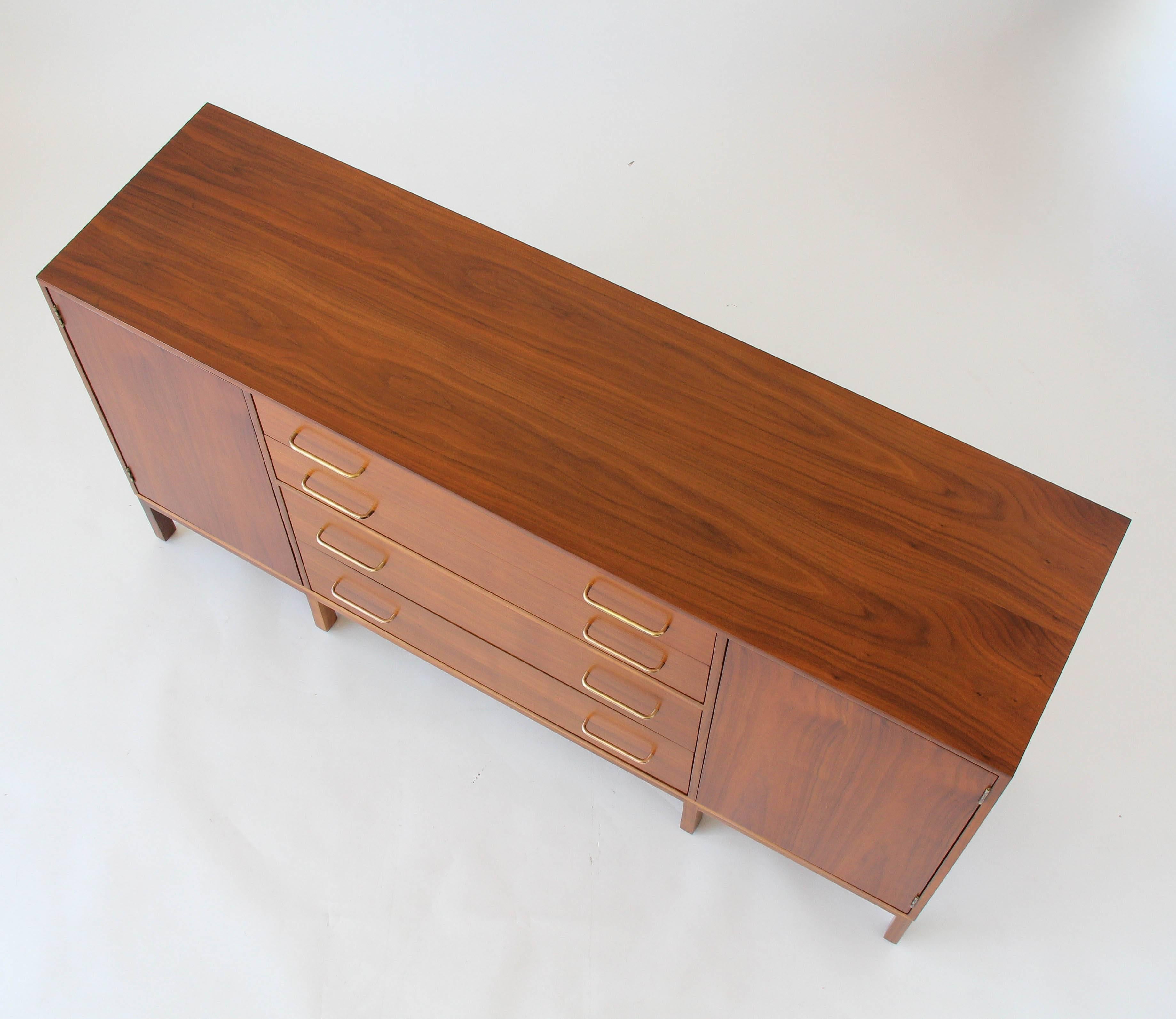 Polished Sideboard in Mahogany and Brass by Edward Wormley for Dunbar