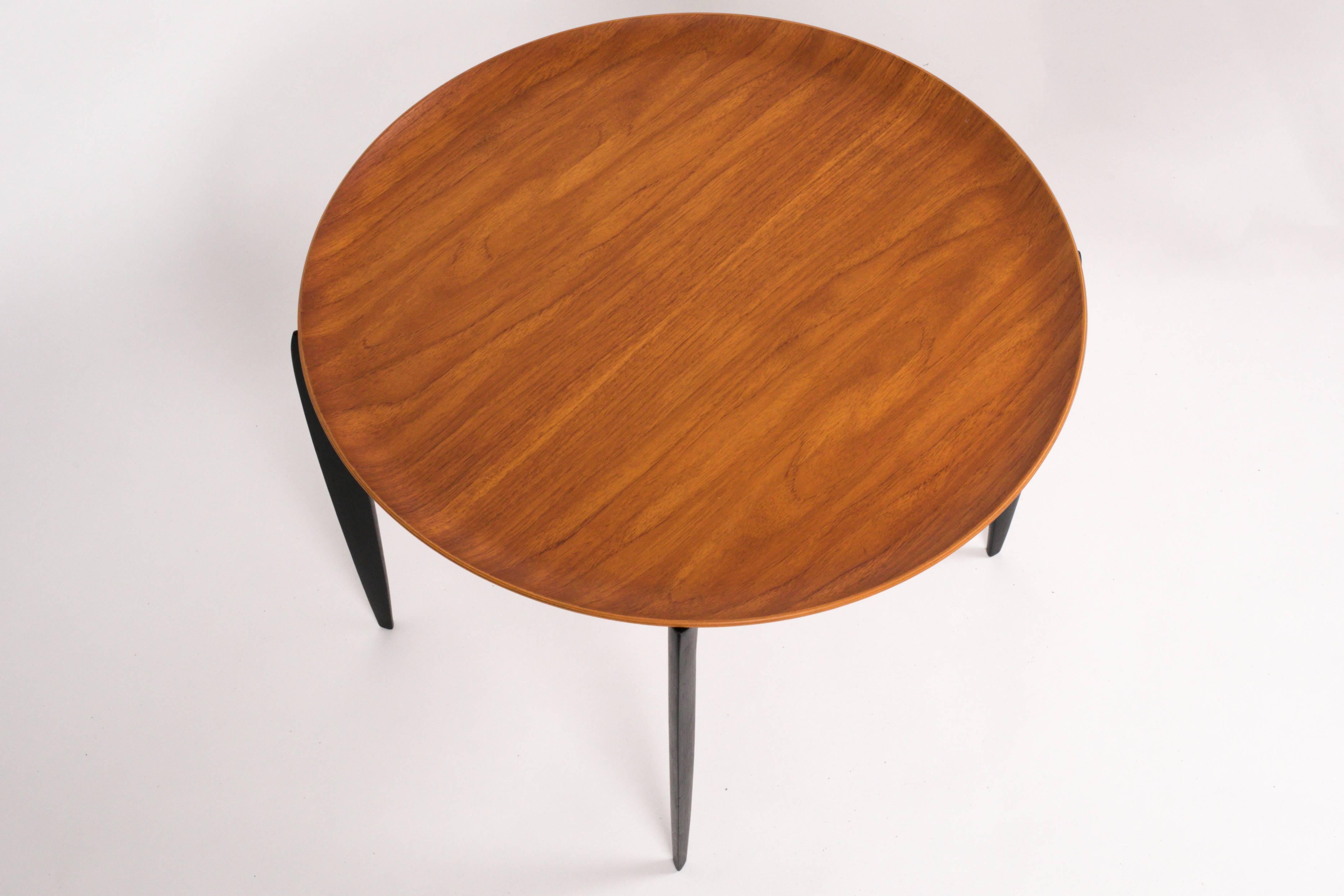 Scandinavian Modern Pair of Fritz Hansen Teak Tray Tables with Ebonized Frame