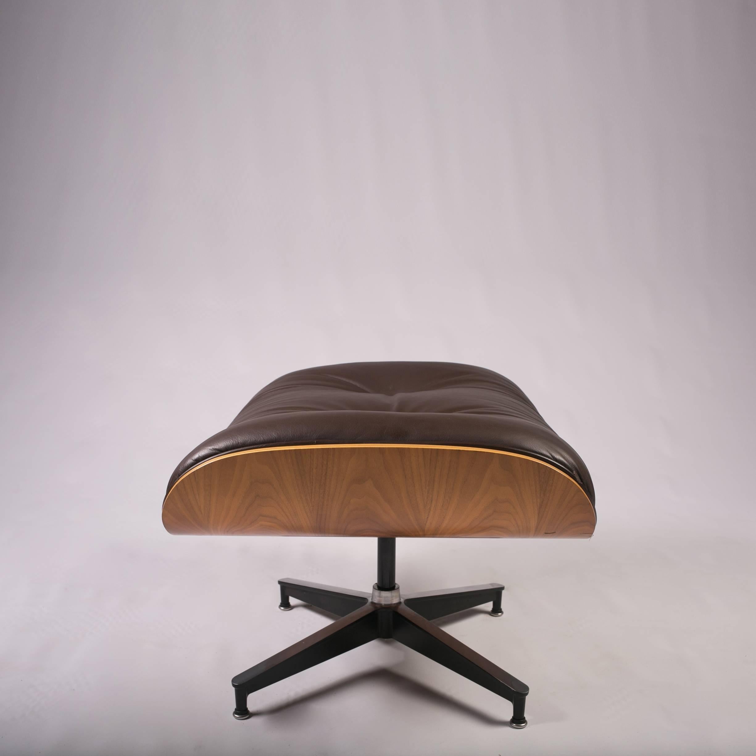 Leather Mid-Century Modern Chair and Ottoman by Charles and Ray Eames