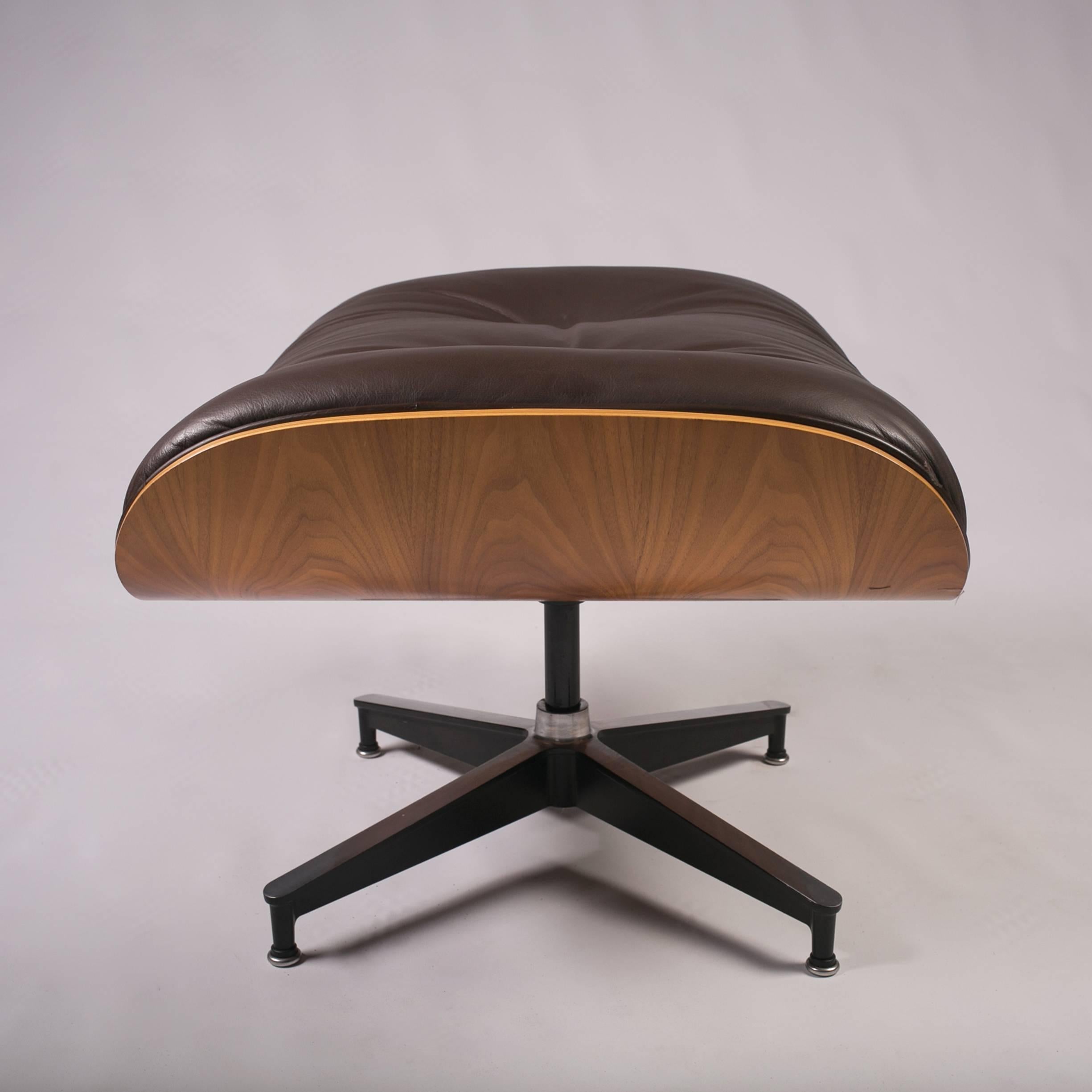 Mid-Century Modern Chair and Ottoman by Charles and Ray Eames 1