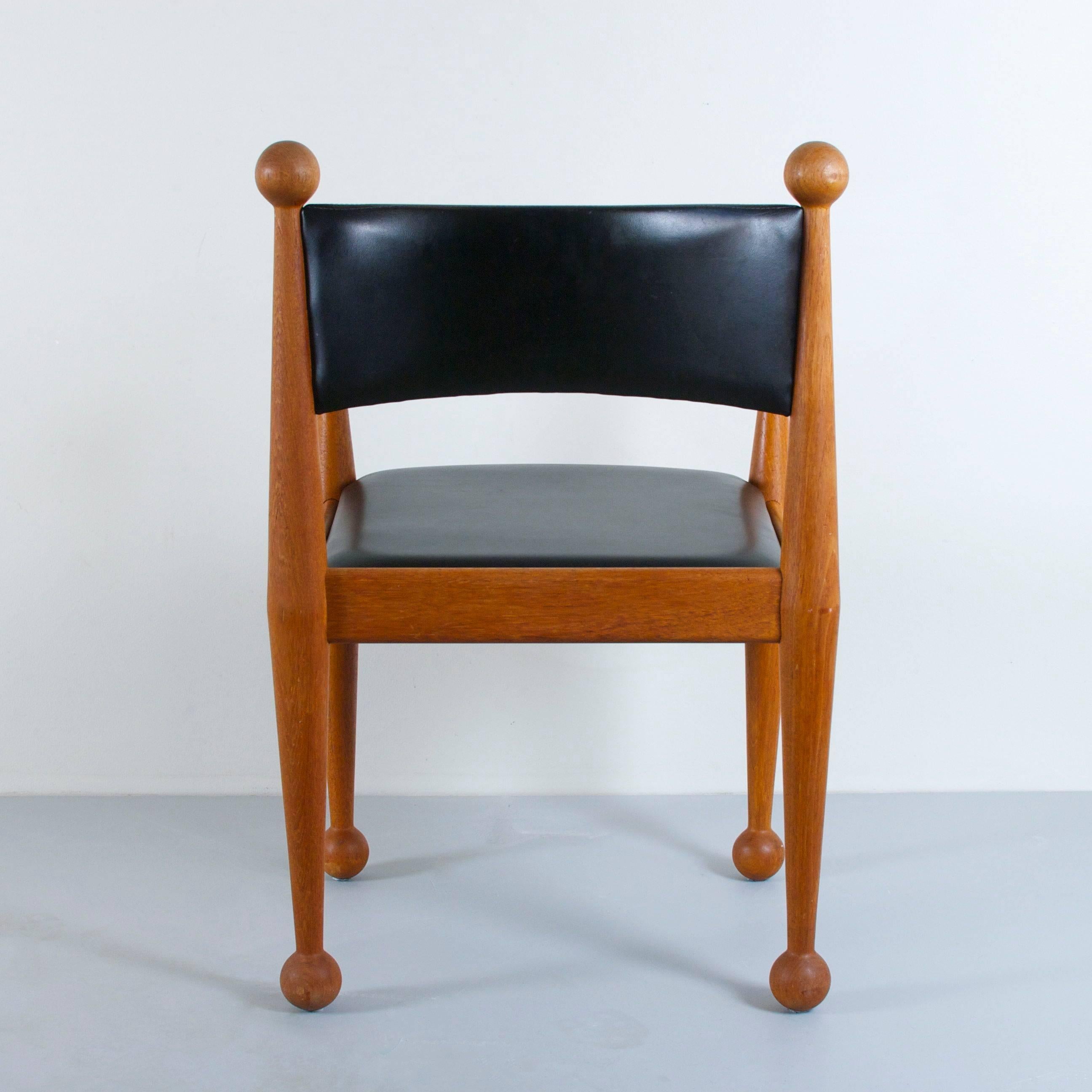 Mid-Century Modern Rare Cado Dinning Chairs in Solid Teak and Leather Mid-Century, Denmark For Sale