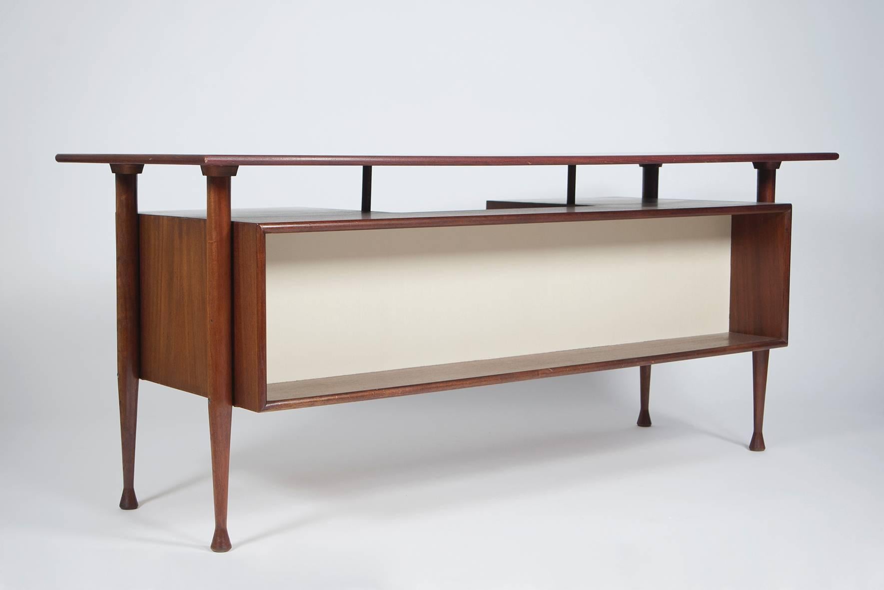 Mahogany Desk, Mid-Century Modern Design, German, 1960s In Good Condition In Berlin, DE