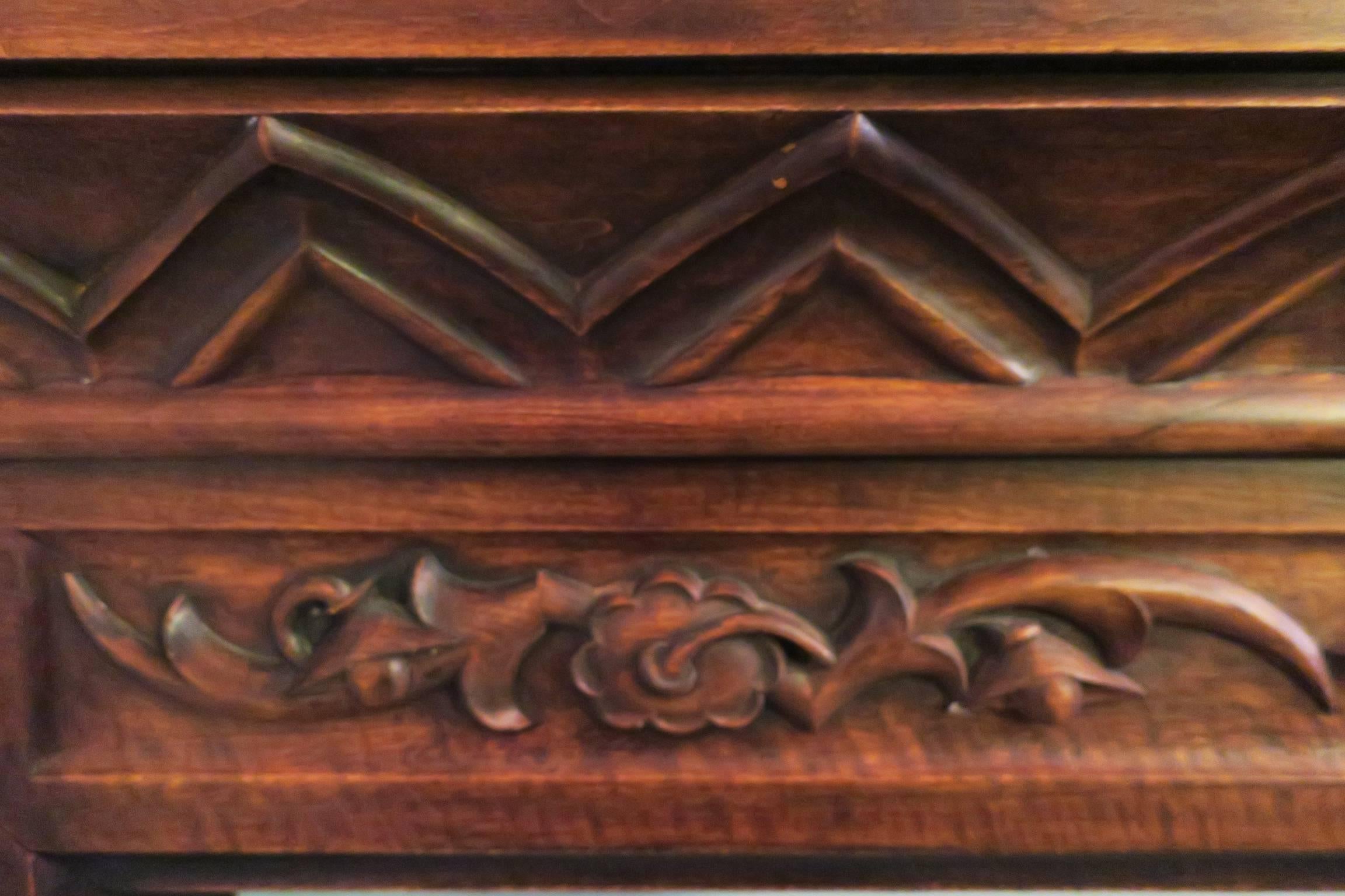 20th Century Art Deco Fireplace Carved Wood and Wrought Iron For Sale