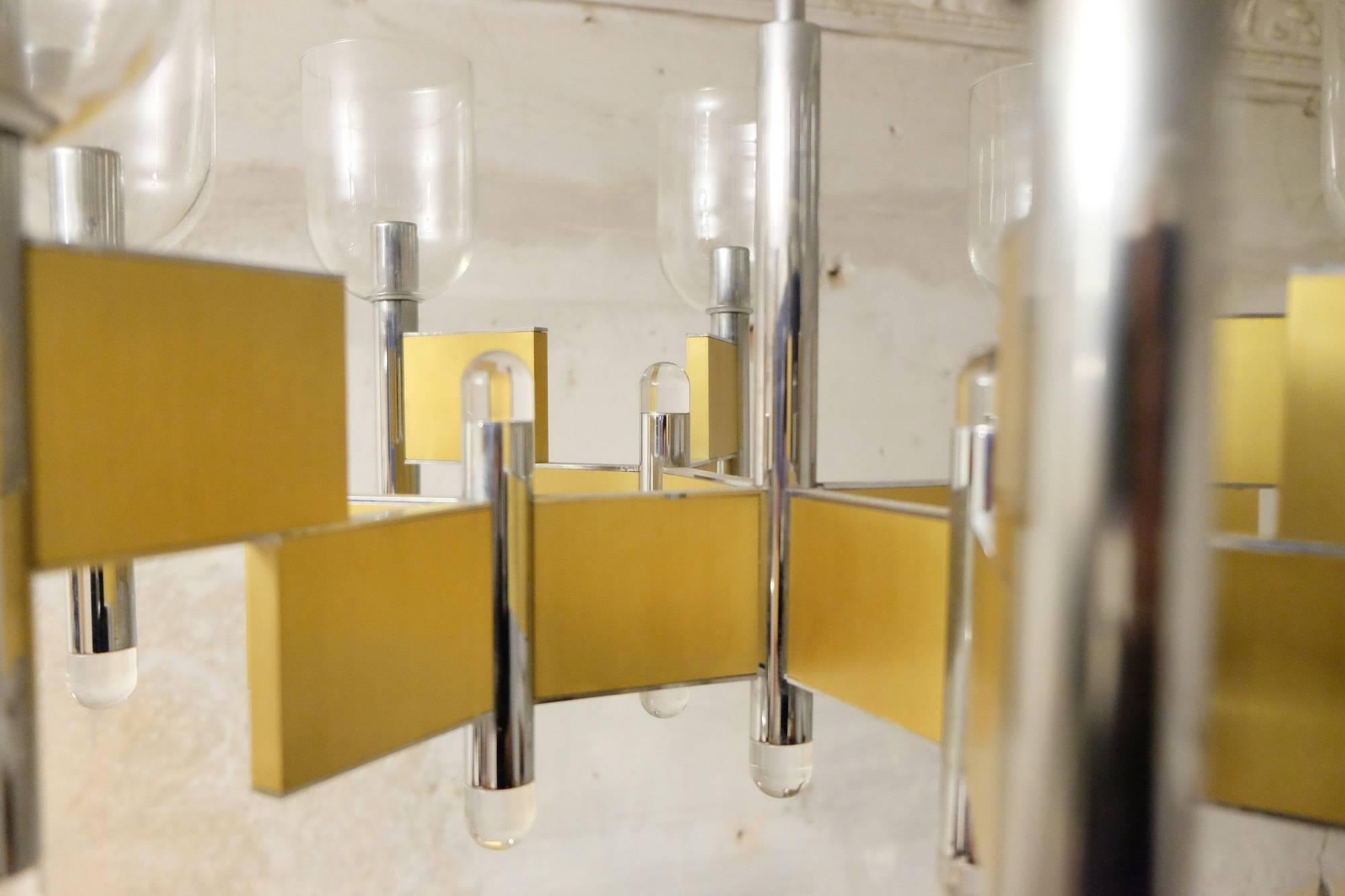 Italian Sciolari Geometrical Brass Chandelier with Fine Glass Shades Eight Lights For Sale