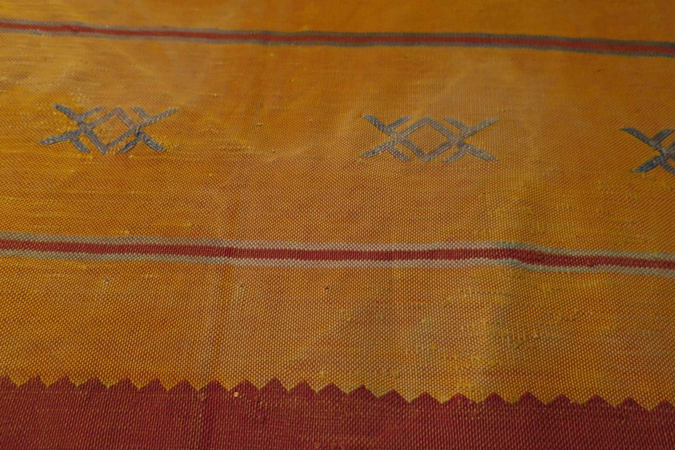 Moroccan Cactus Silk Flat-Weave Kelim, Mid-Century For Sale 1