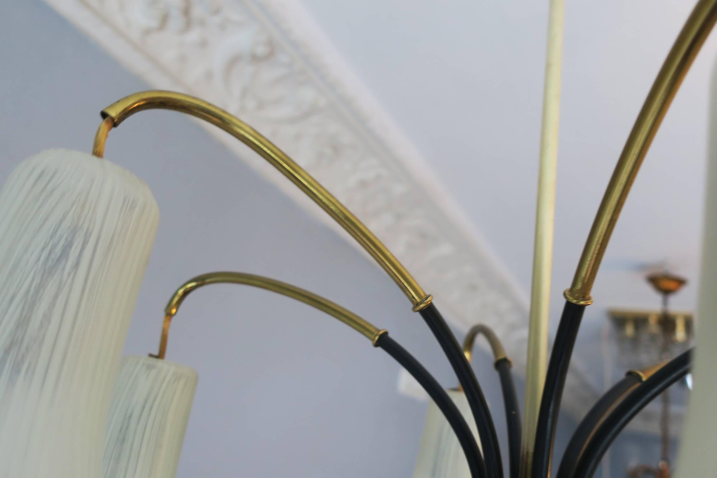 Elegant Italian Stilnovo Style Glass and Brass Chandelier For Sale 2