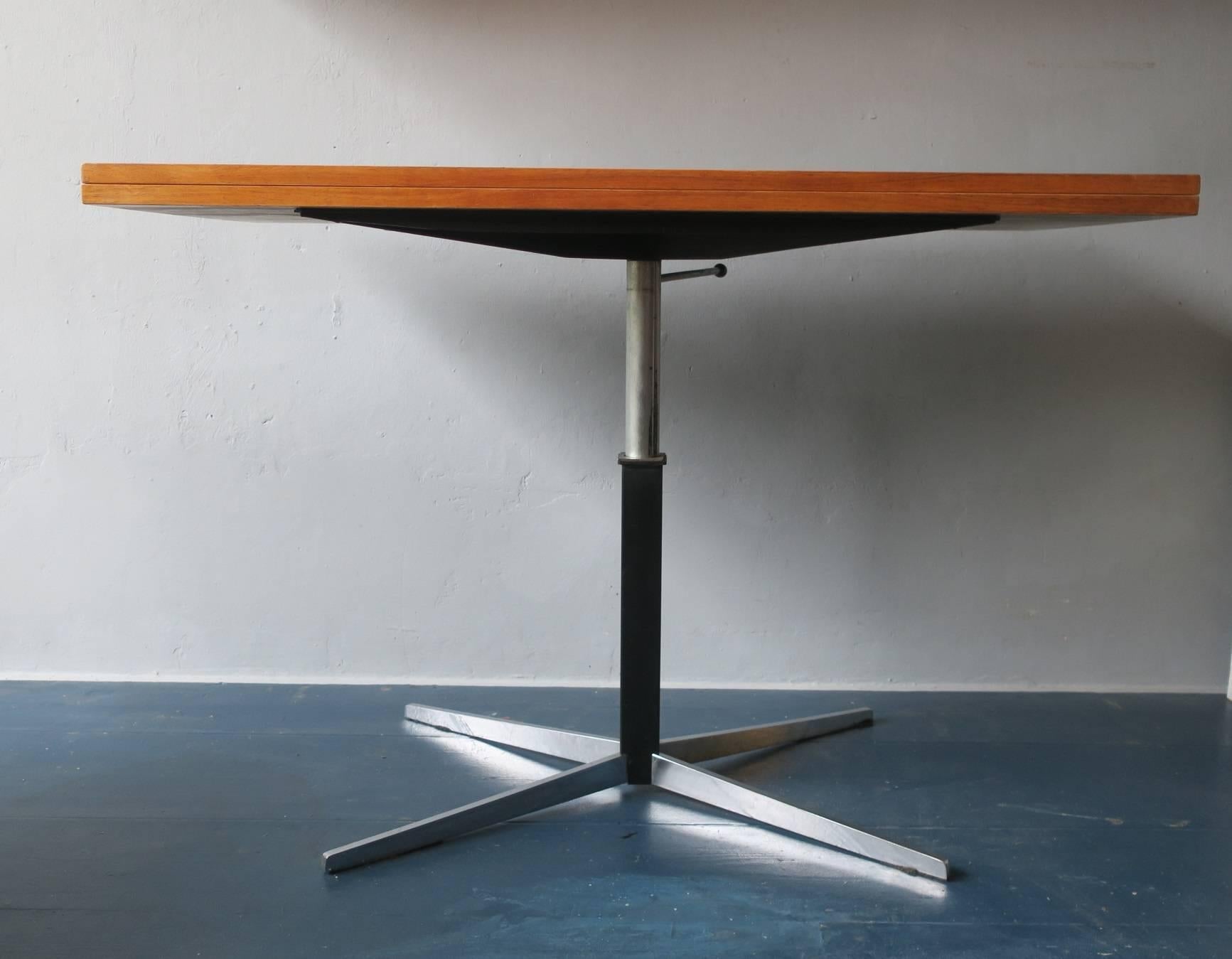 20th Century Multi-Purpose Rosewood Dining/Coffee Table by Wilhelm Renz For Sale