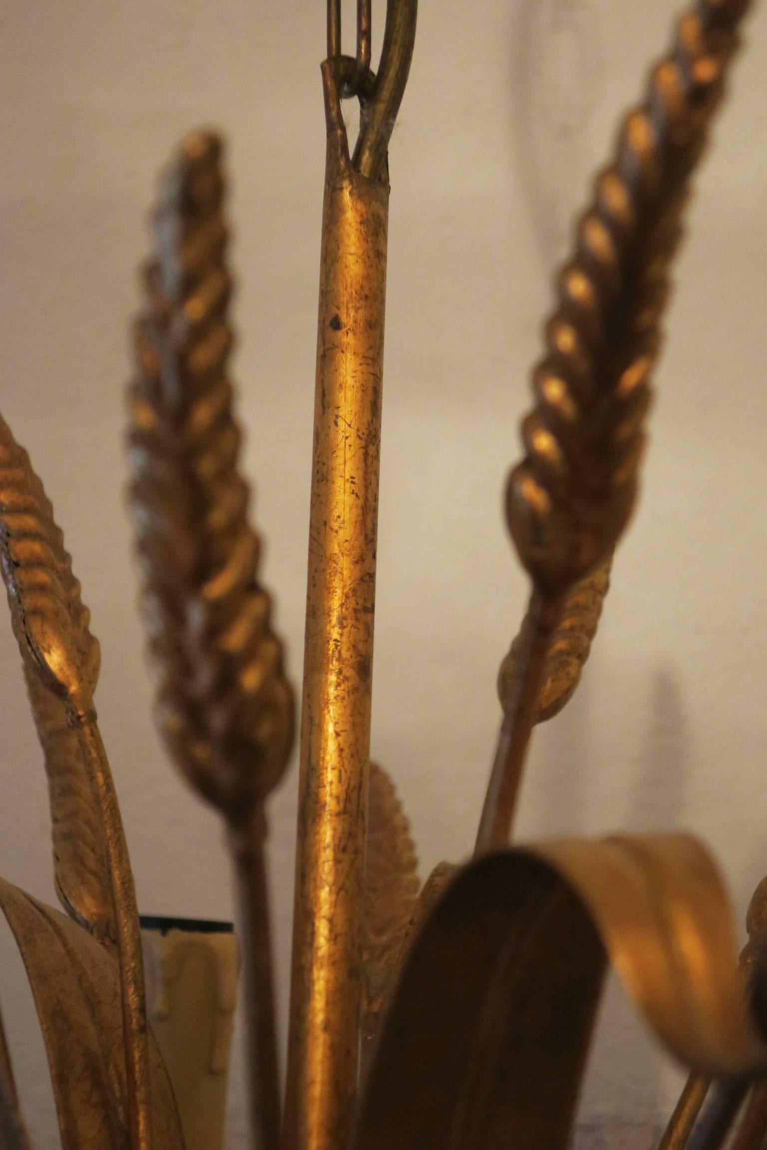 Metal Wheatsheaf Vintage Chandelier in Patinated Gilt Tole For Sale
