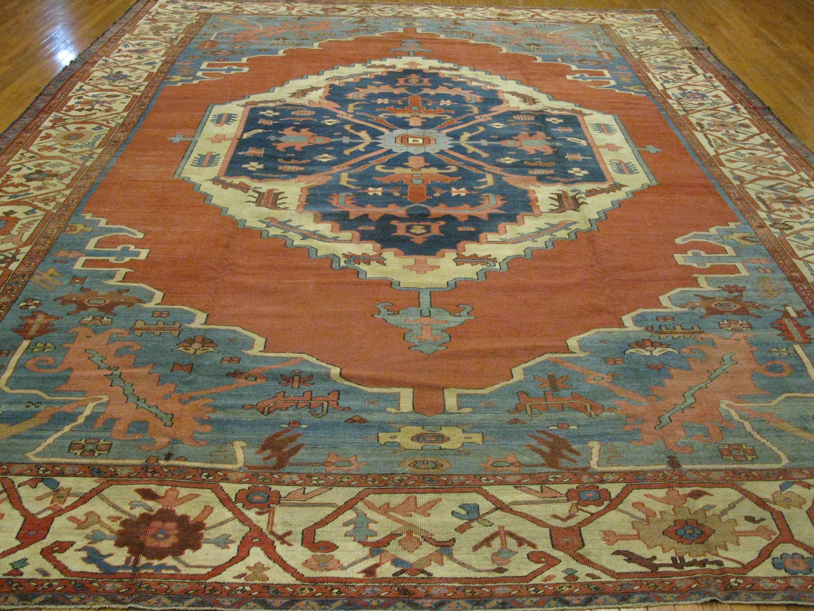 Large Antique Hand Knotted Wool  Persian Bakhshayesh Rug In Good Condition For Sale In Atlanta, GA
