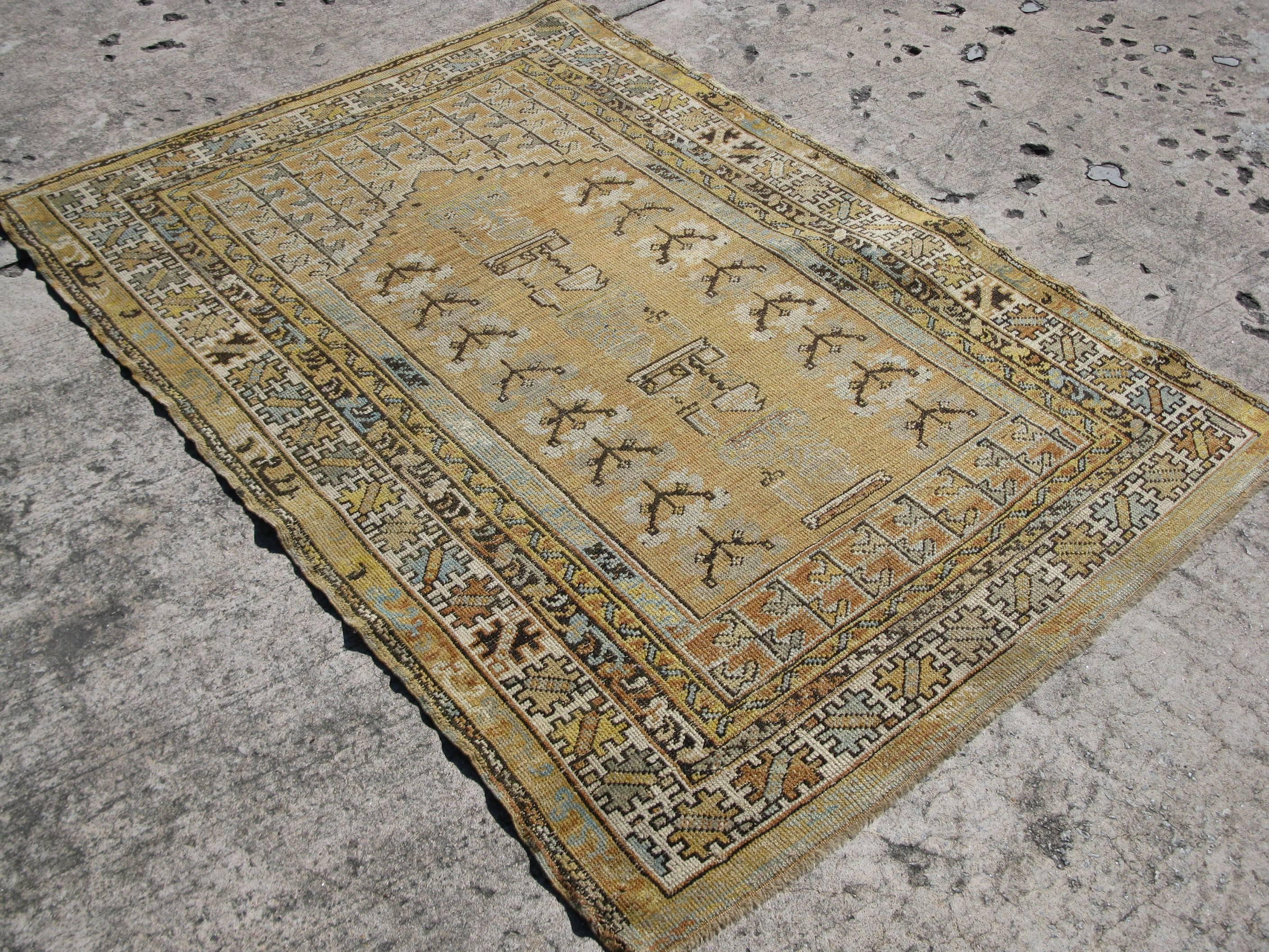 20th Century  Antique Small Turkish Ghiordes Rug For Sale